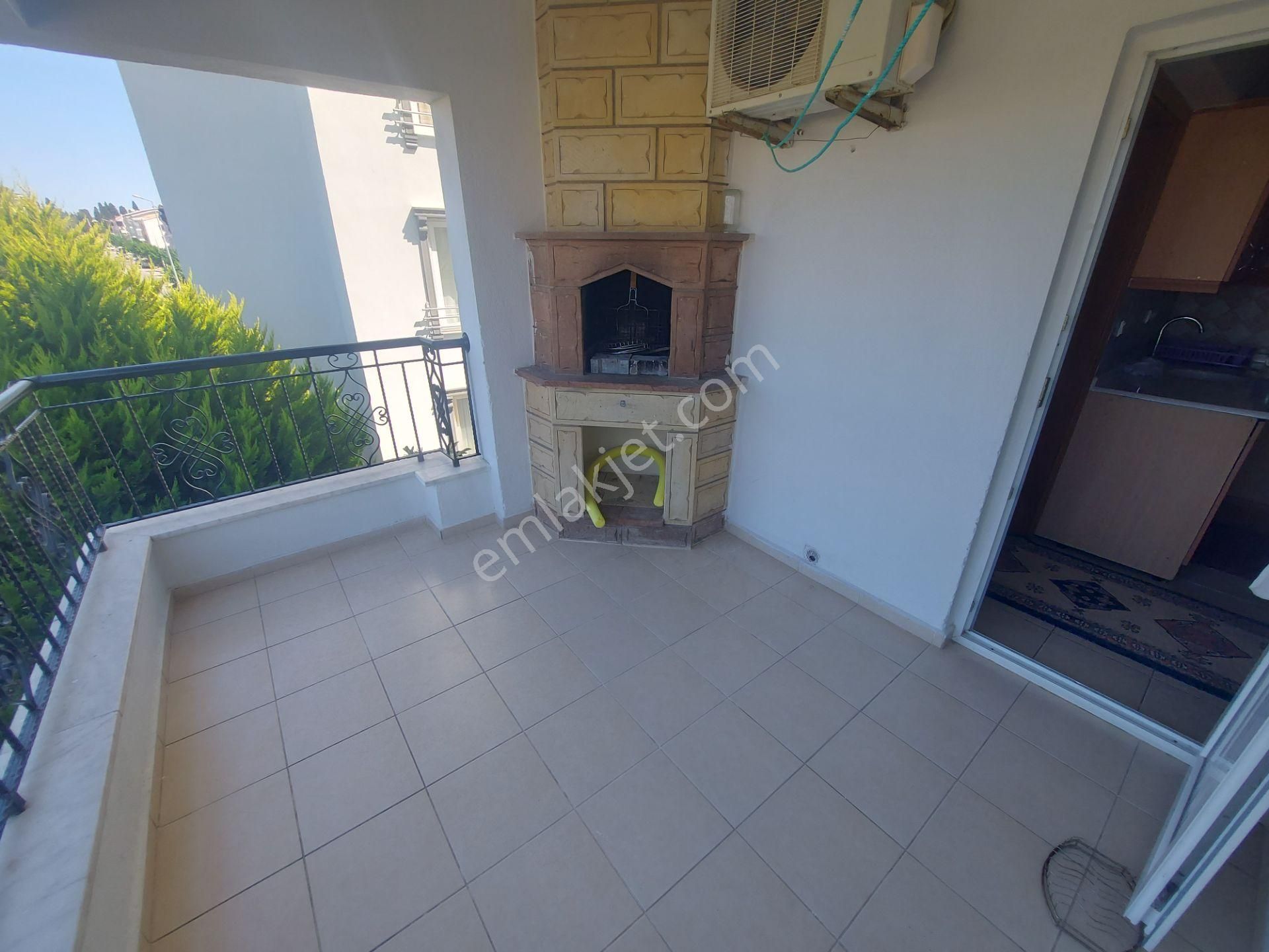 Didim Merkezde Havuzlu Güvenlikli Sitede Ara Kat Asansörlü 2+1 - Görsel 5
