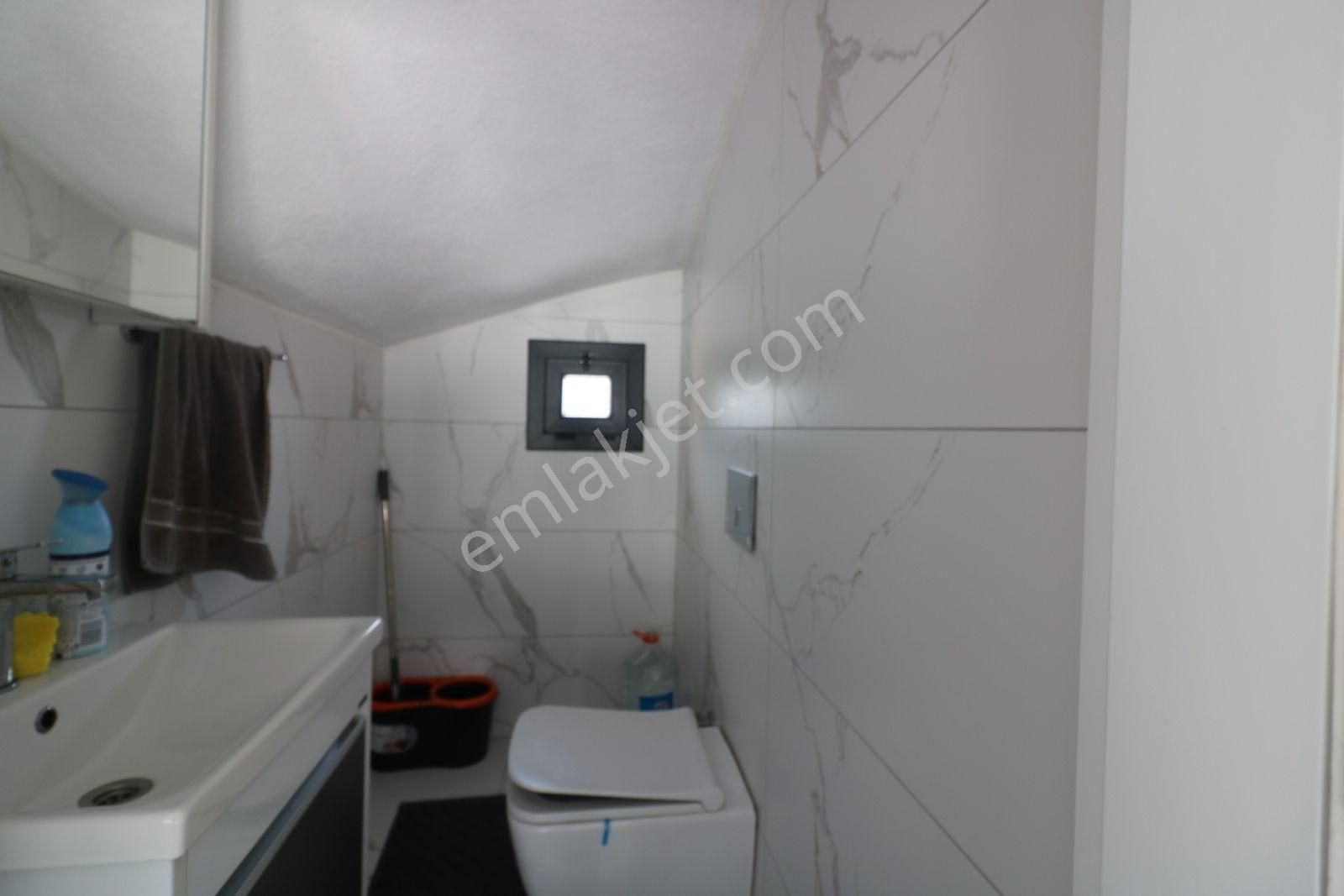Deniz Manzaralı Müstakil Havuzlu Ve Eşyalı Villa - Görsel 17