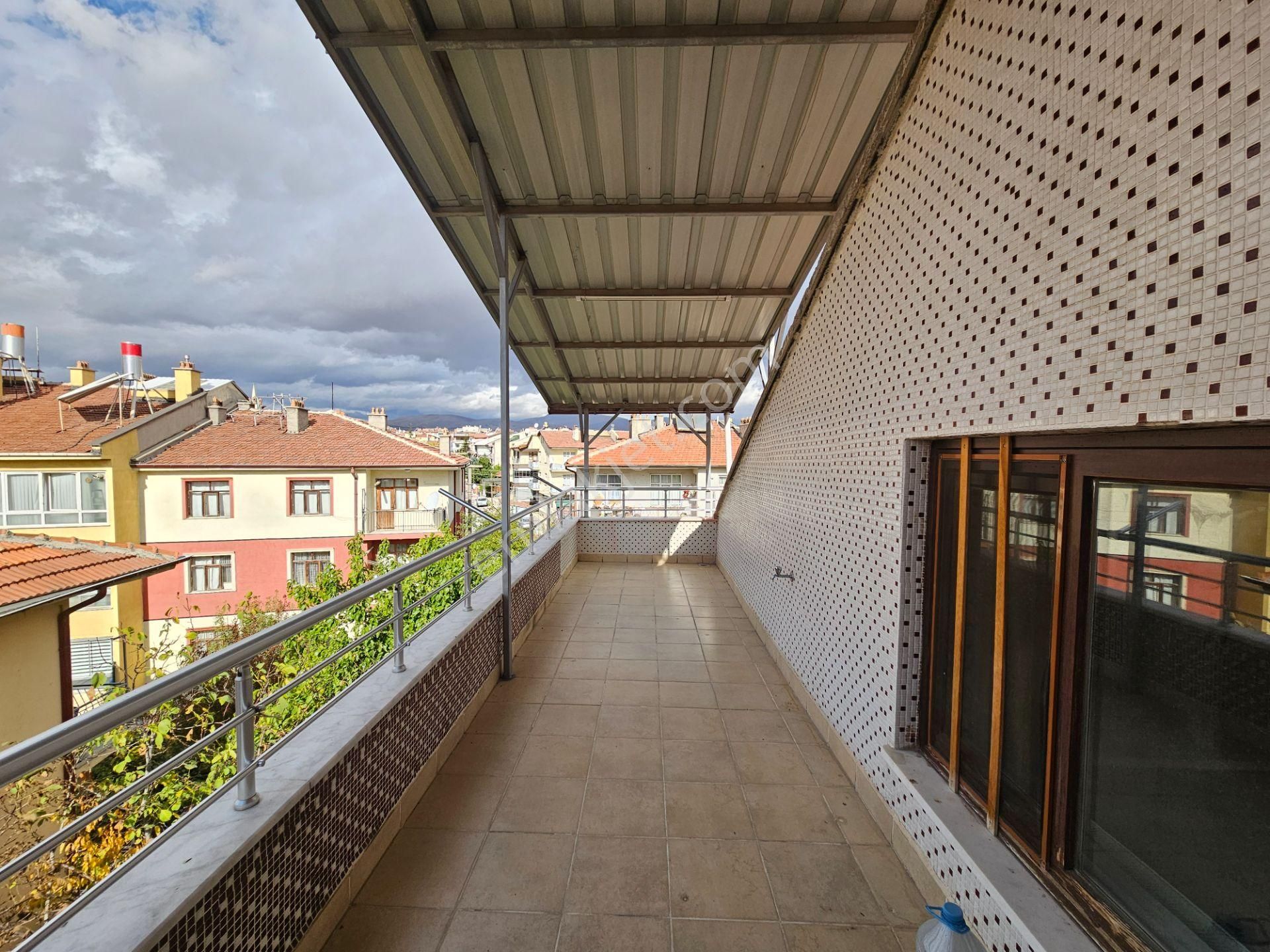 Aydınlıkevler Mah İşyapar Gayrimenkulden 2+1 Geniş Kiralık Daire - Görsel 20