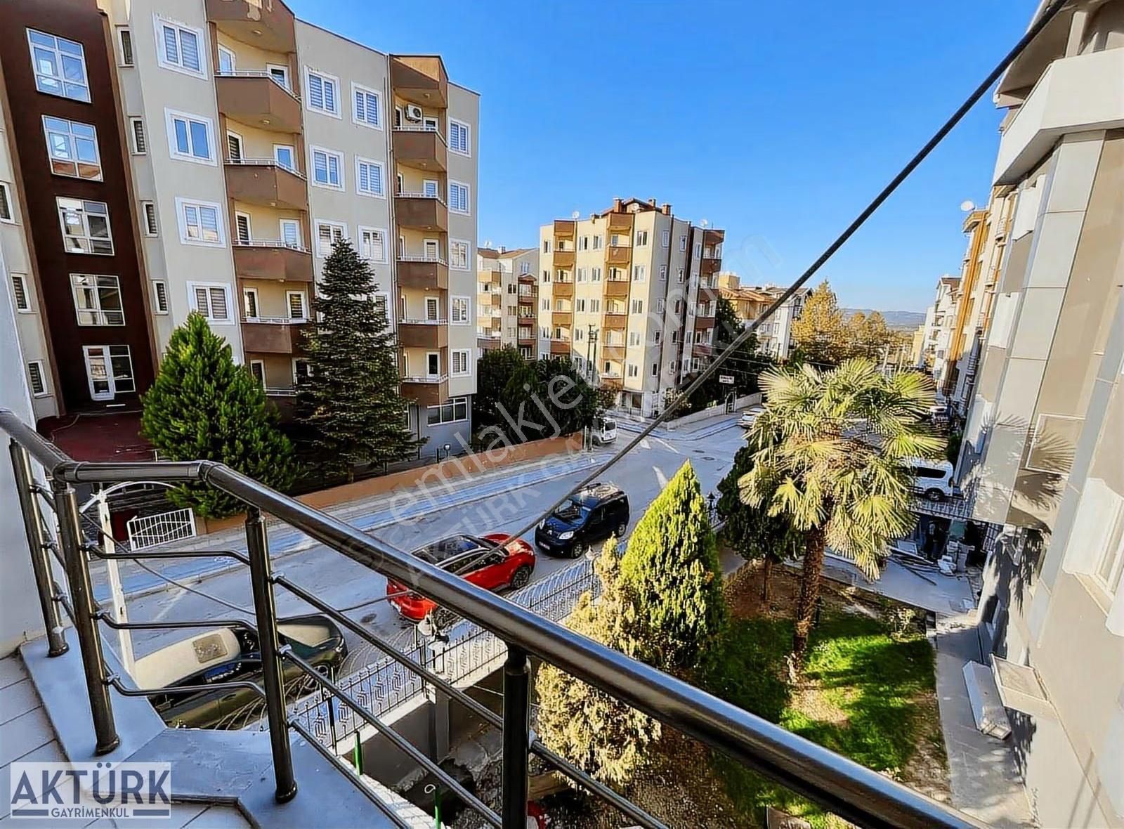 Aktürk Gayrimenkul'den Merkezi Konumlu Satılık Fırsat Daireler - Görsel 5