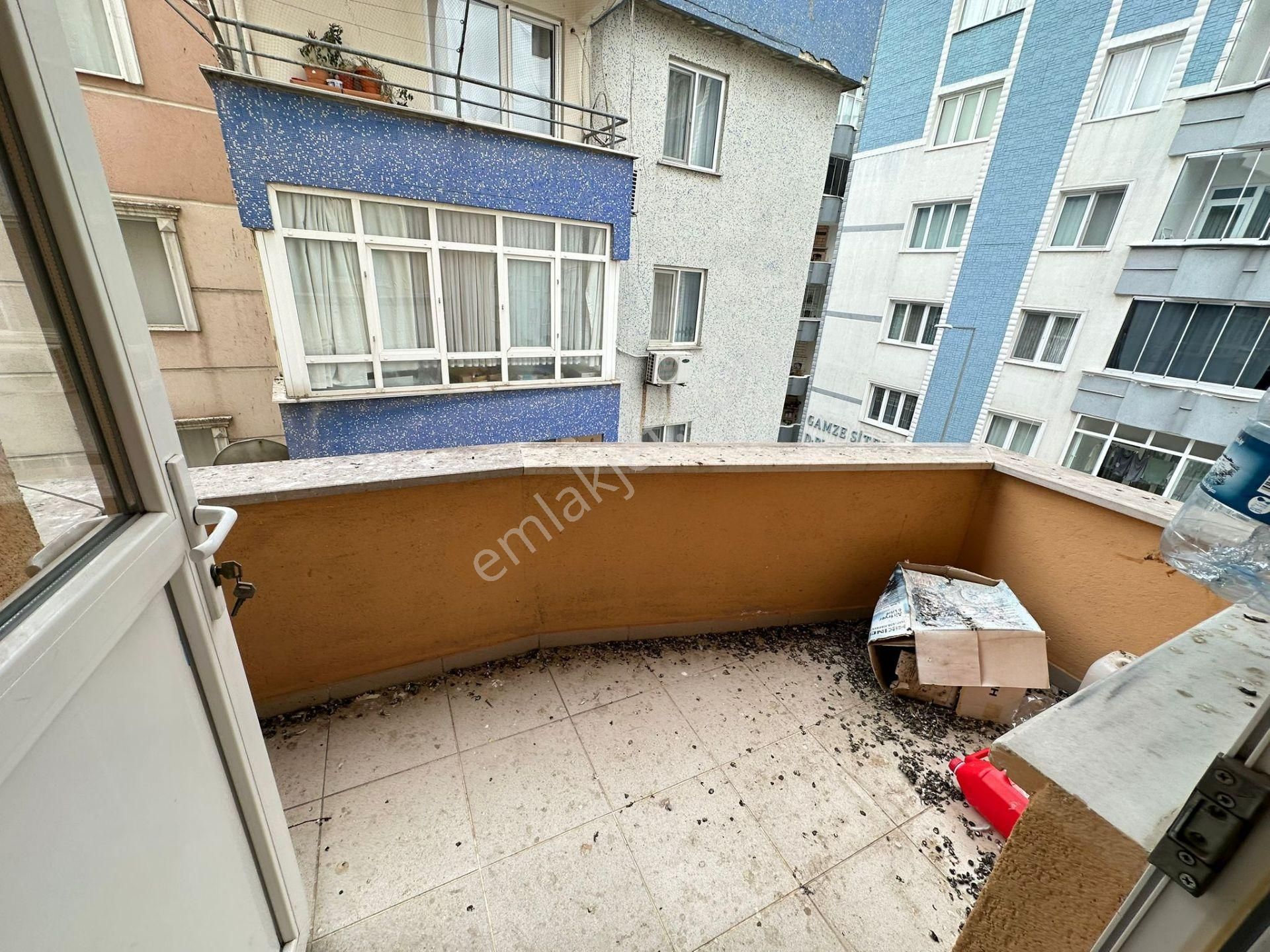 Muhittin Mahallesinde 2+1 Ara Kat Fırsat Daire - Görsel 9