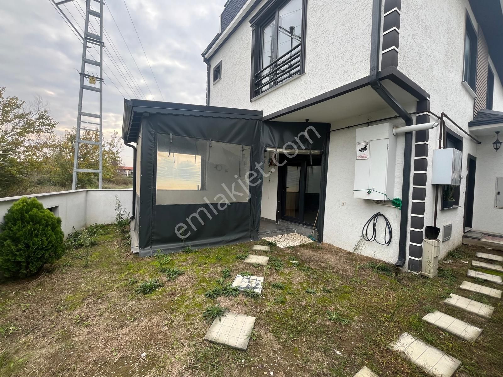 Kocaali Alandere De Bahçeli Jakuzili 3+1 Kiralık Villa - Görsel 5