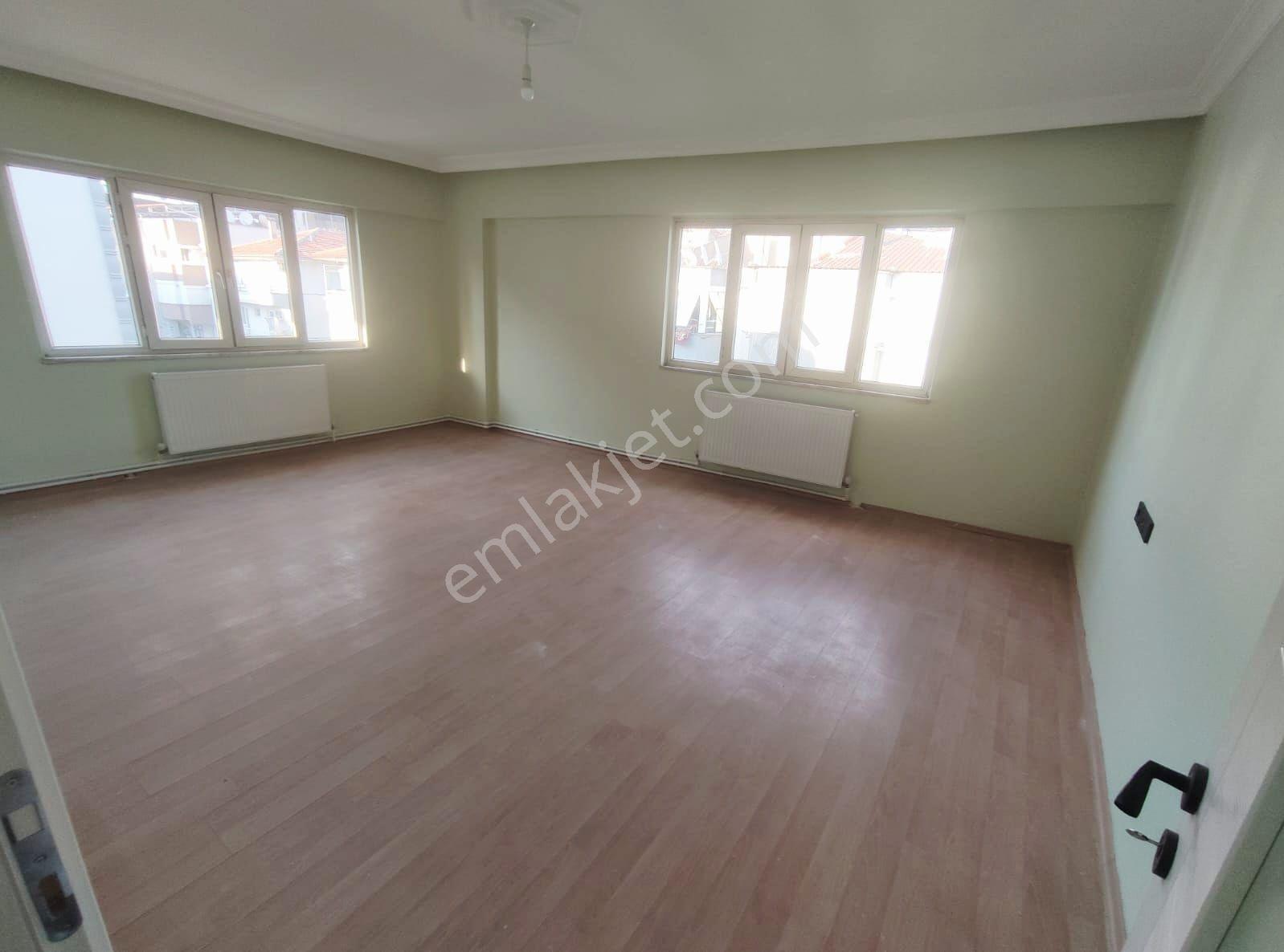 Nazilli Yıldıztepe Mah.kanalyolu Mevkii Kiralik 3+1 140 M2 - Görsel 20