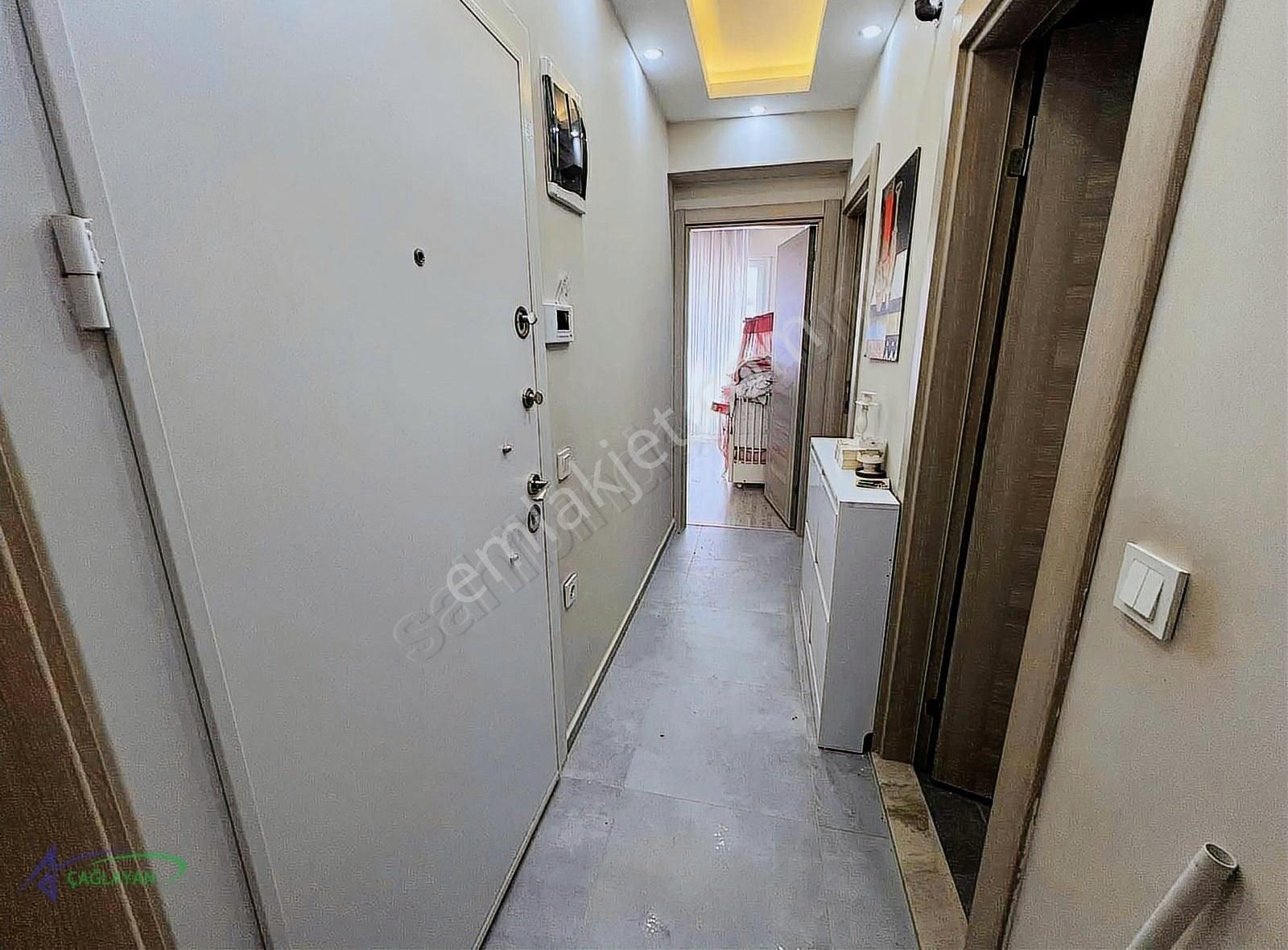 Bayraklı Yakını Bahçeli Satılık Geniş 2+1 Daire - Görsel 12