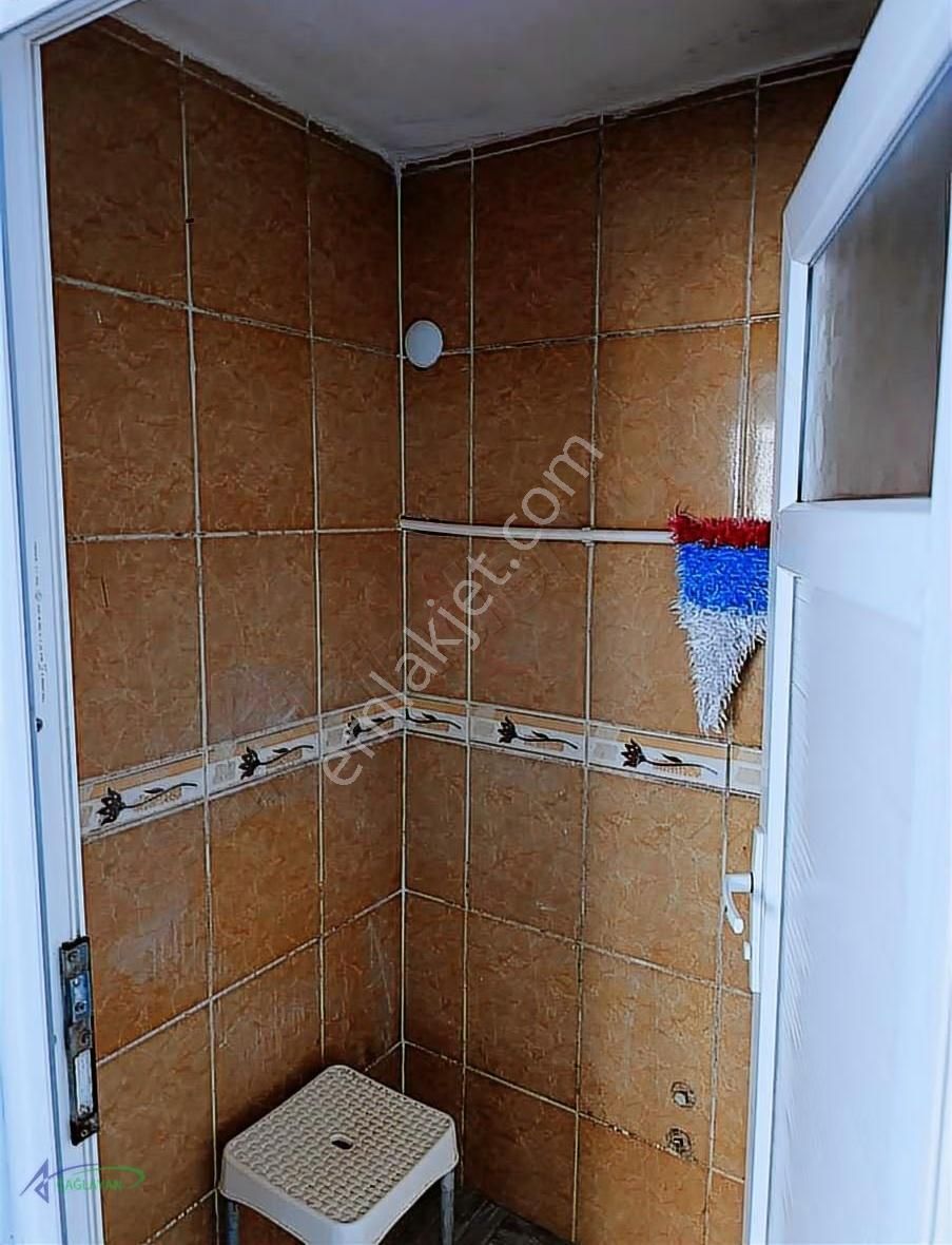 Bornova Mevlana Mahallesinde Ful Tadilatlı Satılık Daire - Görsel 29