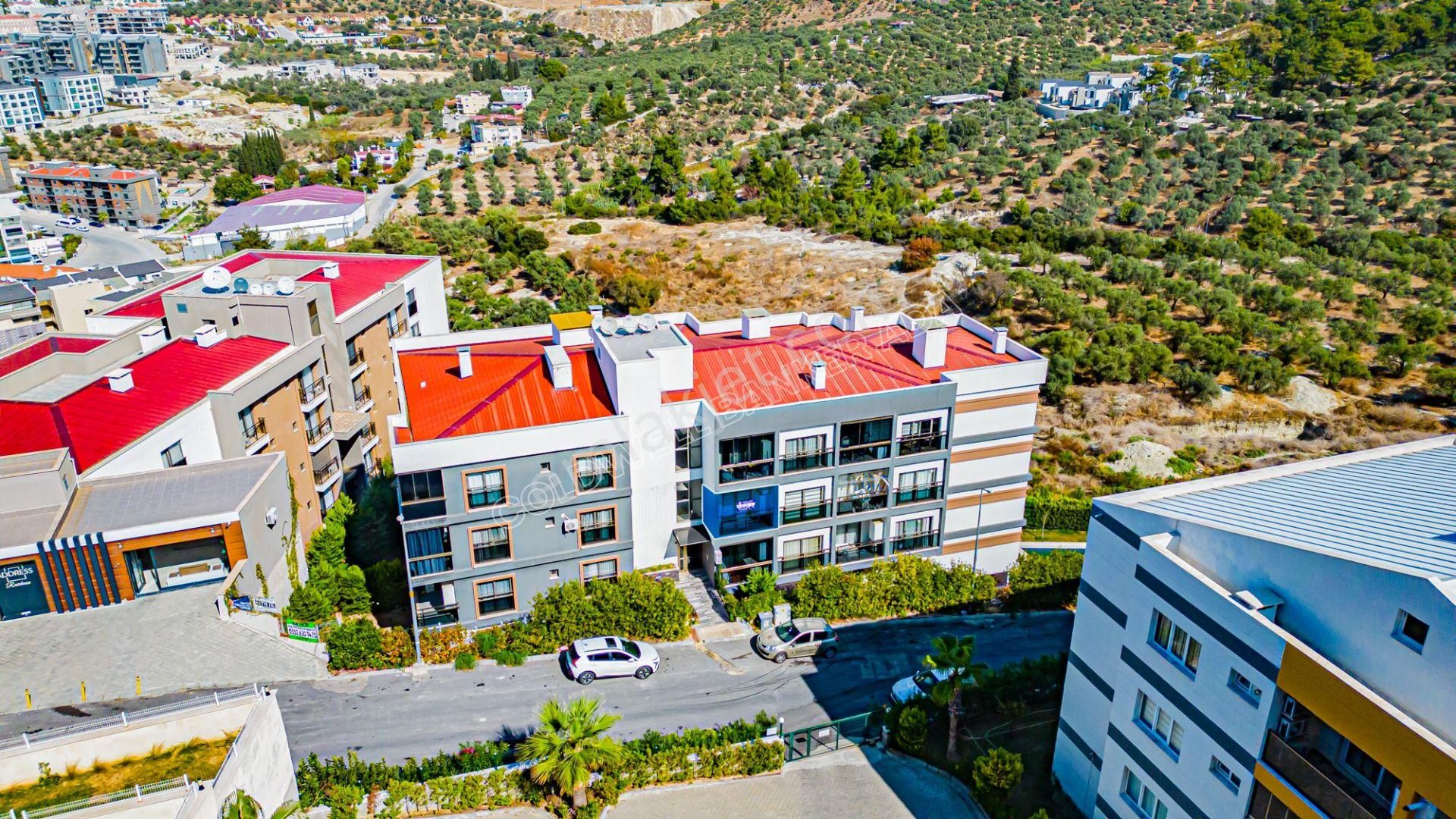 Kuşadası İkiçeşmelik Mahallesi Full Eşyalı Kiralık 1+1 Daire - Görsel 31