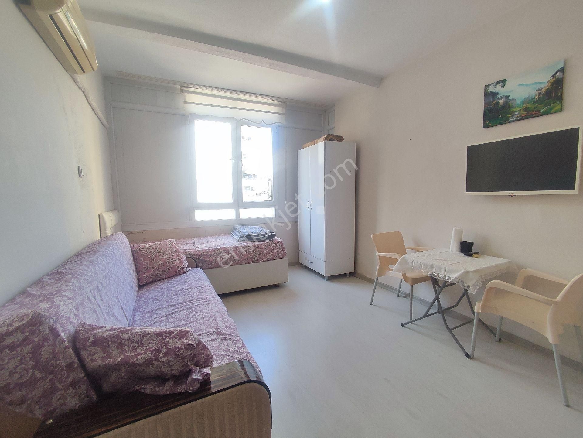 Baraj Yolu Lcw Arasi 1+0 Esyali