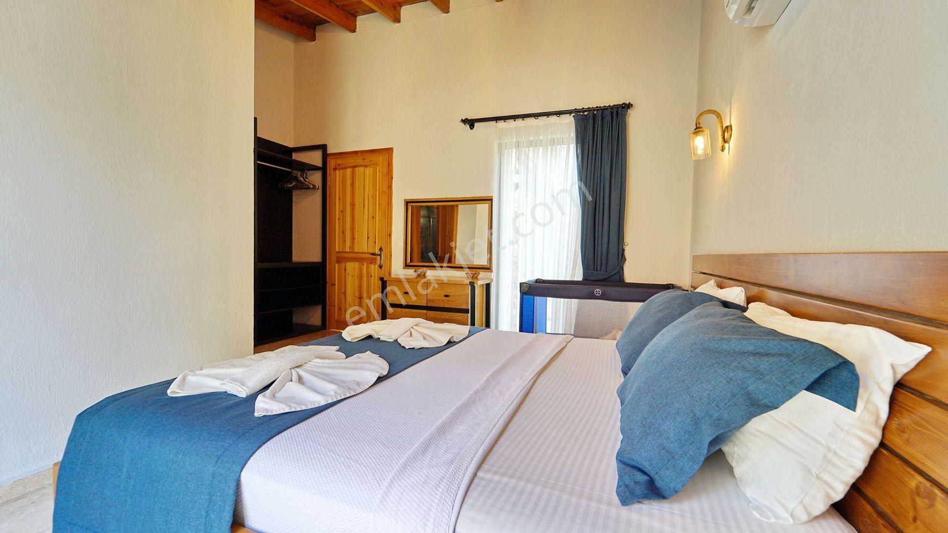 Kayaköy'de 980 M2 Arsa Paylı Satılık Rustik Taş Villa - Görsel 29