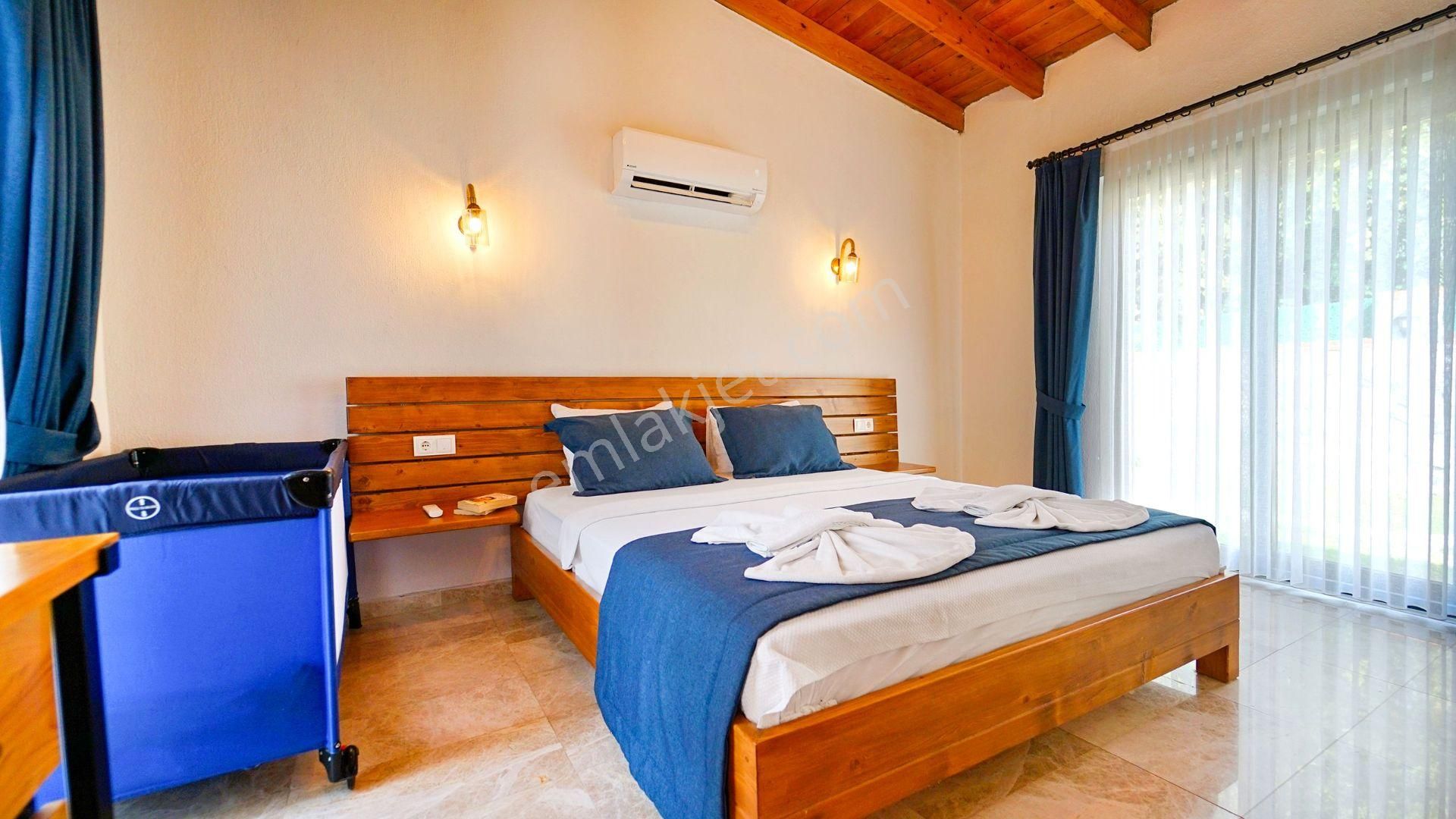 Kayaköy'de 980 M2 Arsa Paylı Satılık Rustik Taş Villa - Görsel 11