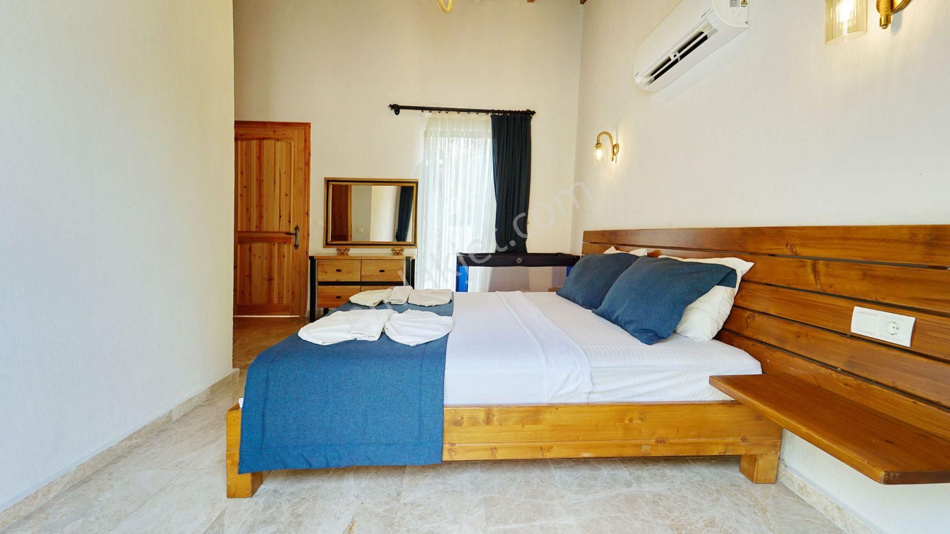 Kayaköy'de 980 M2 Arsa Paylı Satılık Rustik Taş Villa - Görsel 33