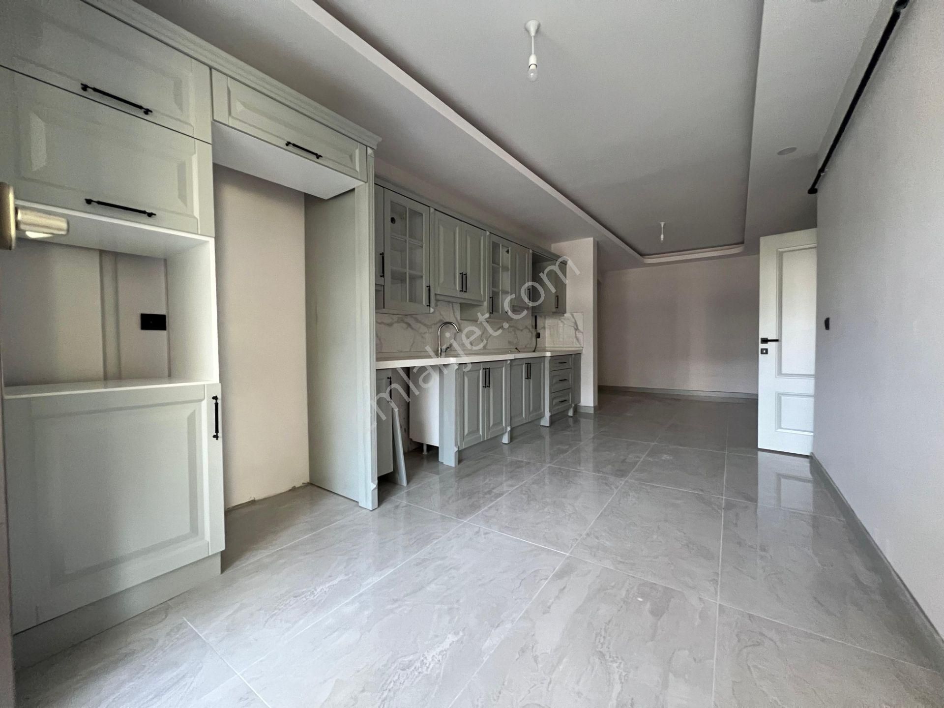 Roma' Dan Yeniceköy Mahallesi' Nde Satılık Lüx Dublex Daire - Görsel 2