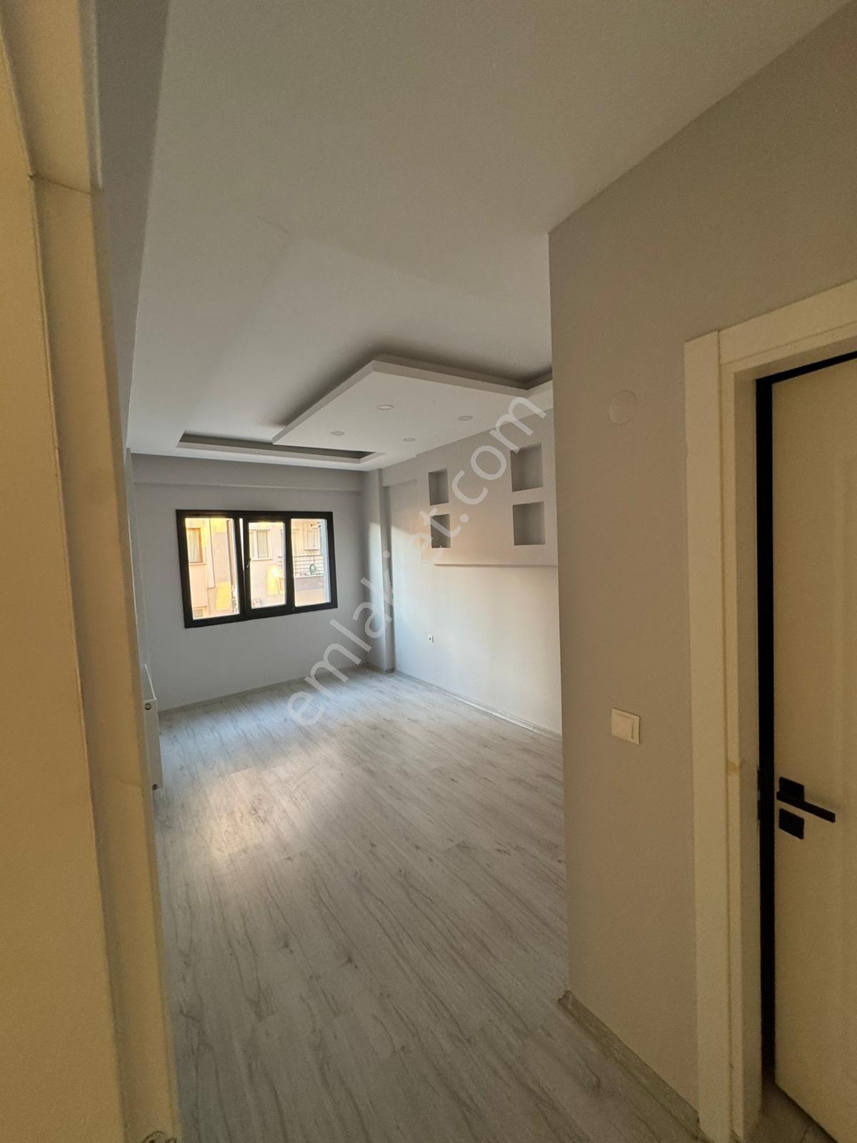 Bergama Şehir Merkezi Kapalı Mutfak 3+1 Modern Satılık Daire - Görsel 13