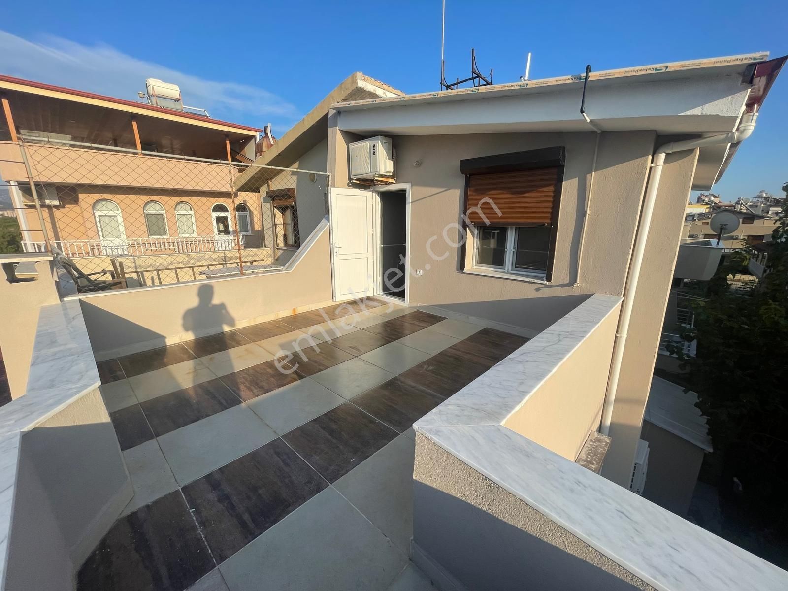 Rota Emlak'tan Gümüldür Sahilde 5+1 Satılık Triplex Villa - Görsel 28