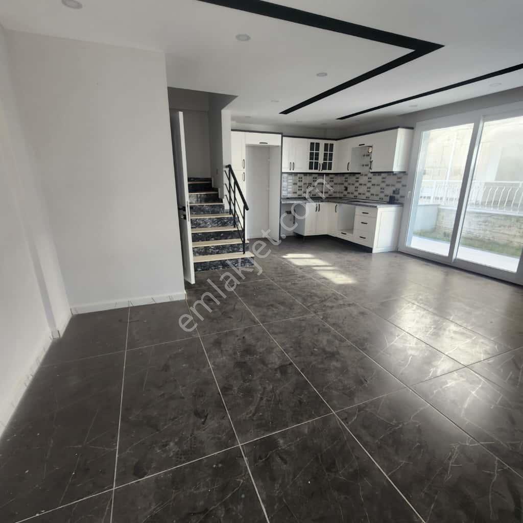 Didimde Denize 700 Metre 3+1 Açık Mutfak Villa - Görsel 4