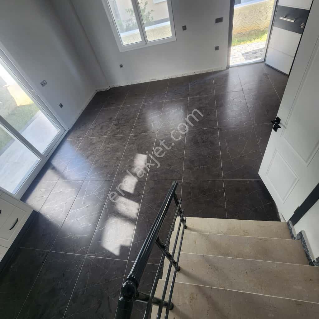 Didimde Denize 700 Metre 3+1 Açık Mutfak Villa - Görsel 10