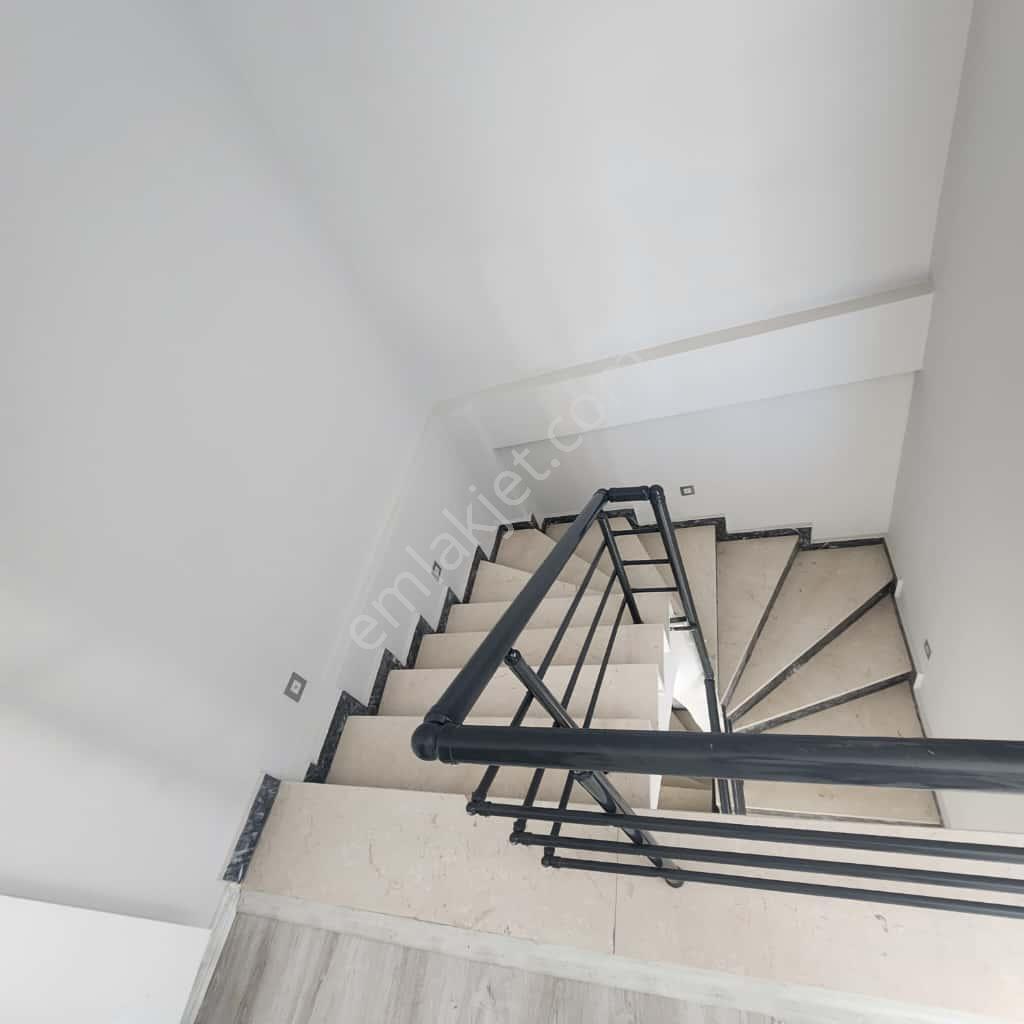 Didimde Denize 700 Metre 3+1 Açık Mutfak Villa - Görsel 23