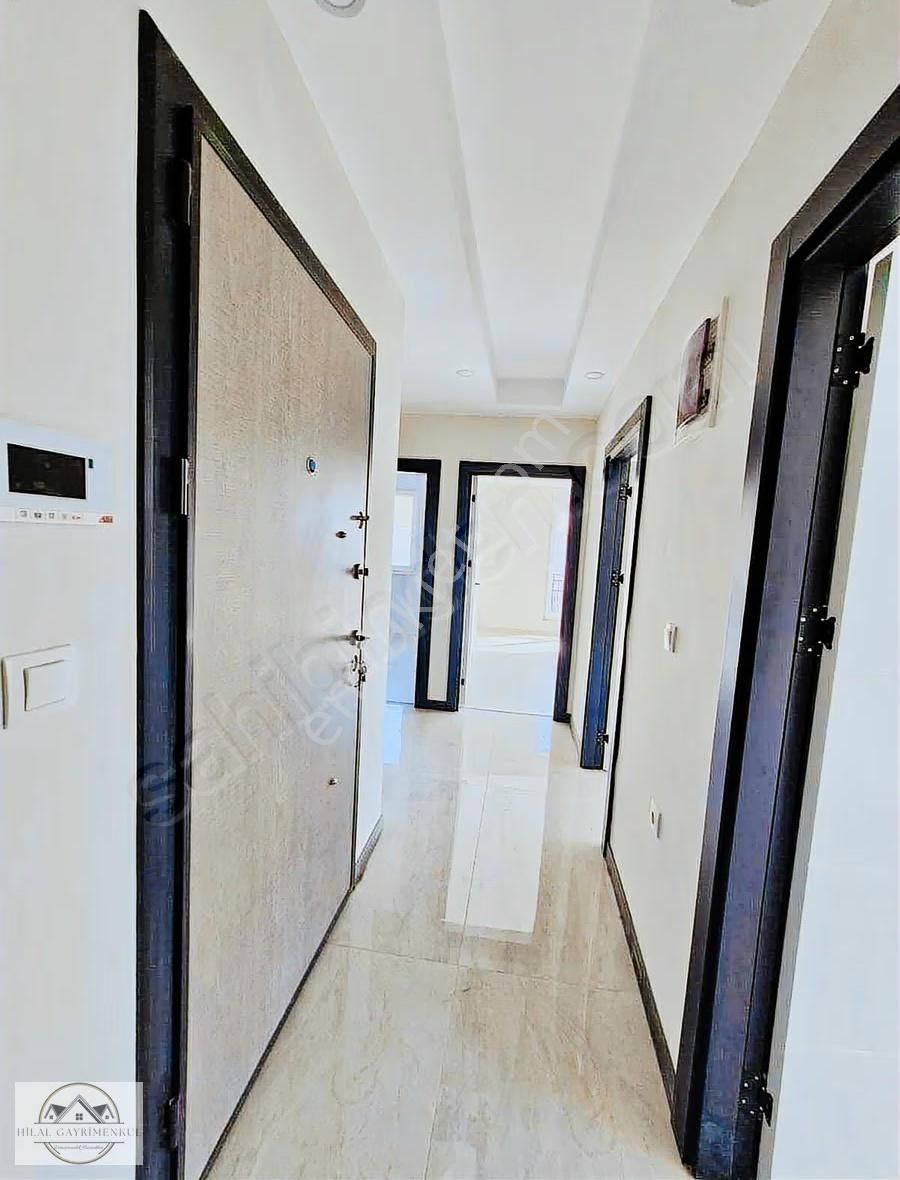 Hilal Gayrimenkul Den Kuzeyyaka Sıfır Dublex Cadde Yakını - Görsel 5