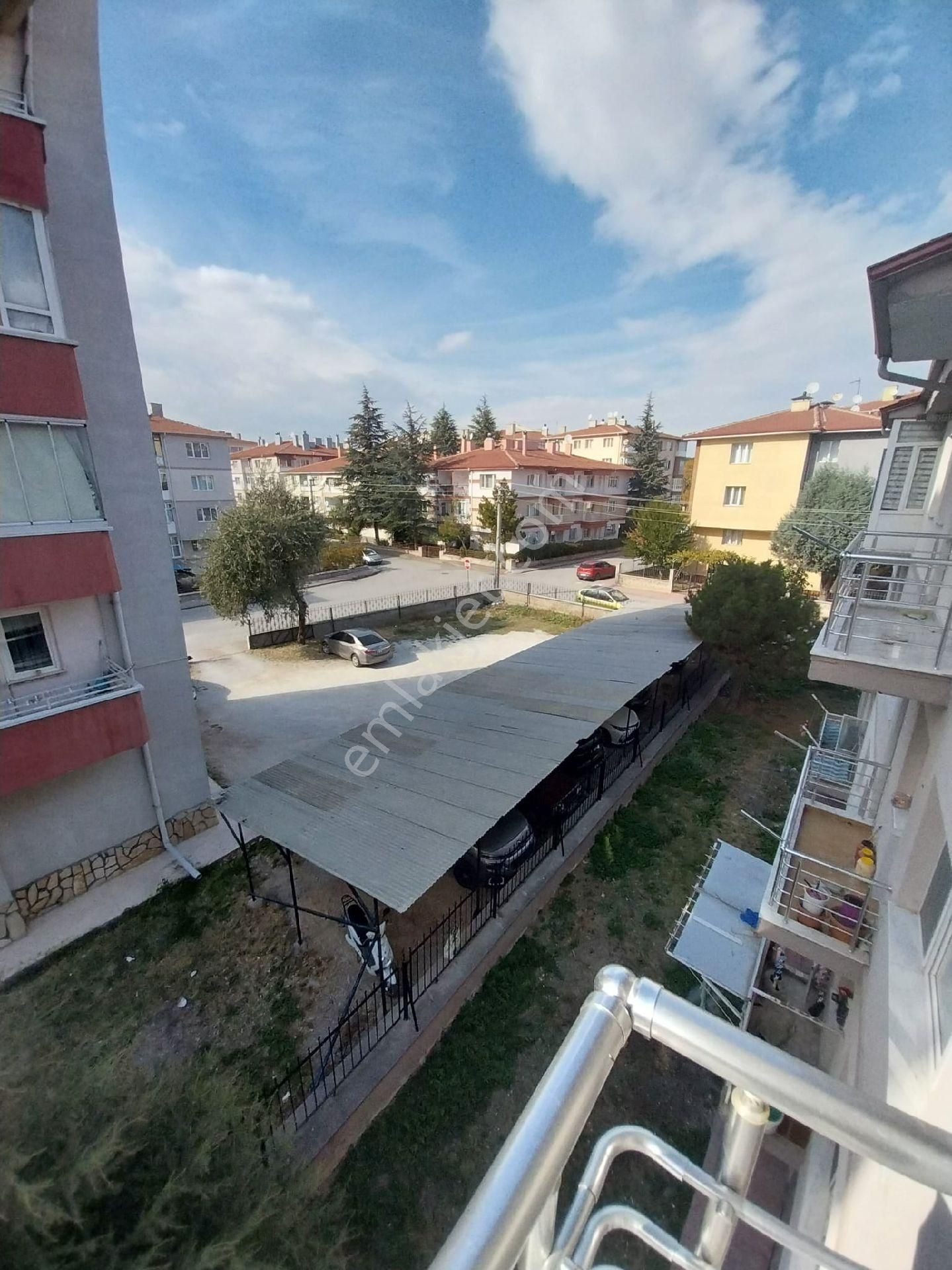 Gökmeydan Samur Sk. Balkonlu Boya Badanalı Kiralık 2+1 Daire - Görsel 29