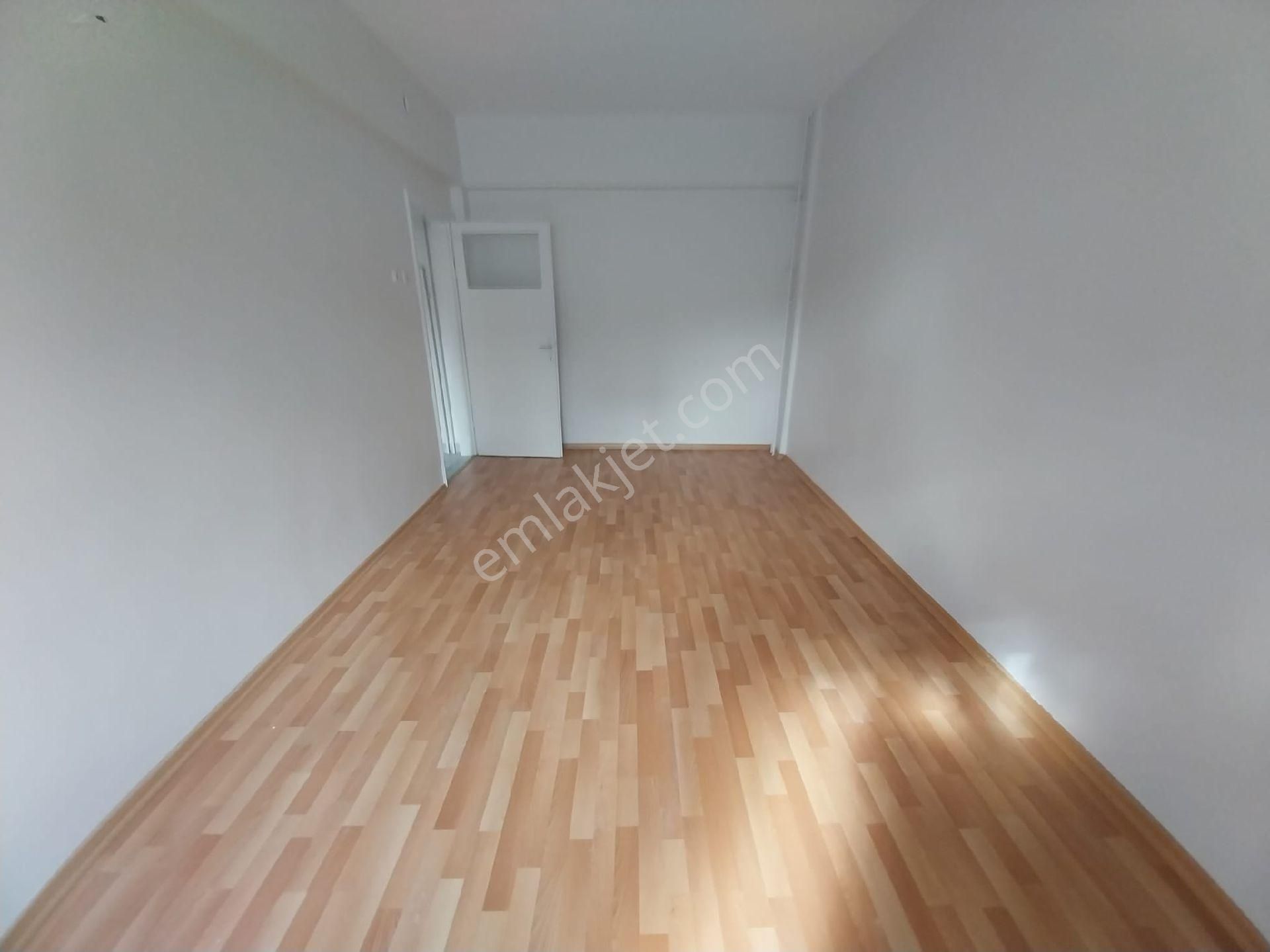 Gökmeydan Samur Sk. Balkonlu Boya Badanalı Kiralık 2+1 Daire - Görsel 15