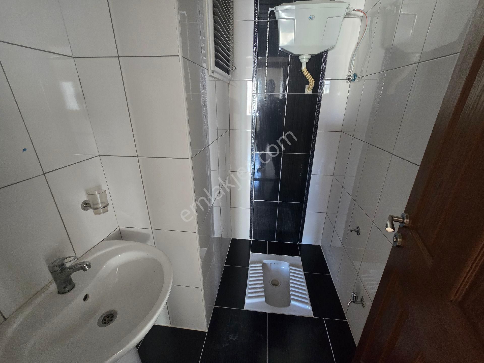 Lotus’tan Hayalpark’ta Bulvar Üzeri Masrafsız, Doğalgazlı Kiralık Geniş Daire - Görsel 17