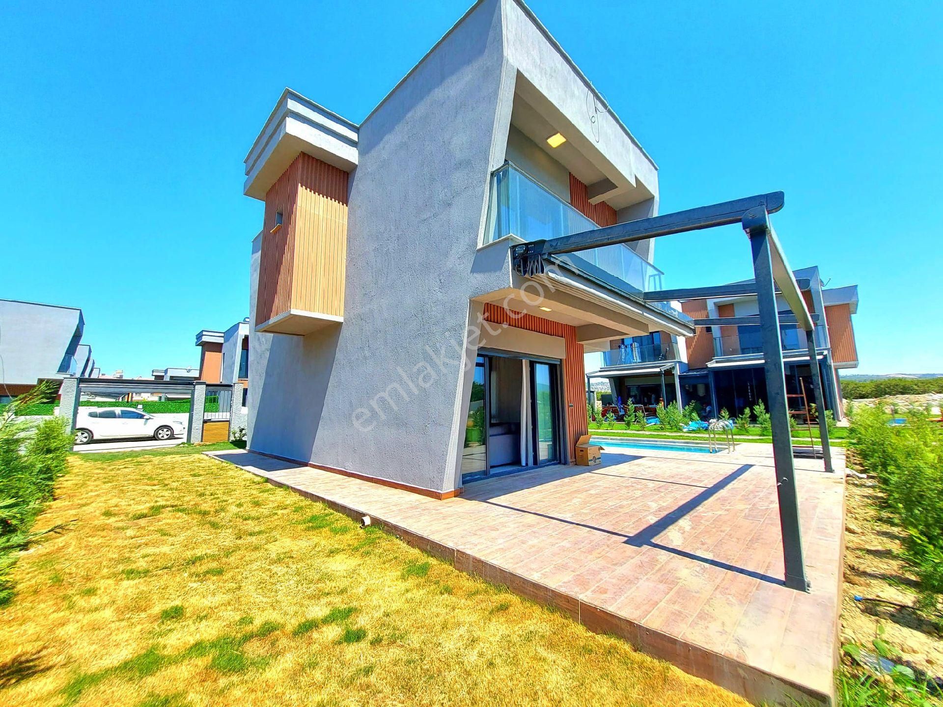 Kuşadasında Uygun Ödeme Şeçeneklerıyle Özel Havuzlu Villa - Görsel 26