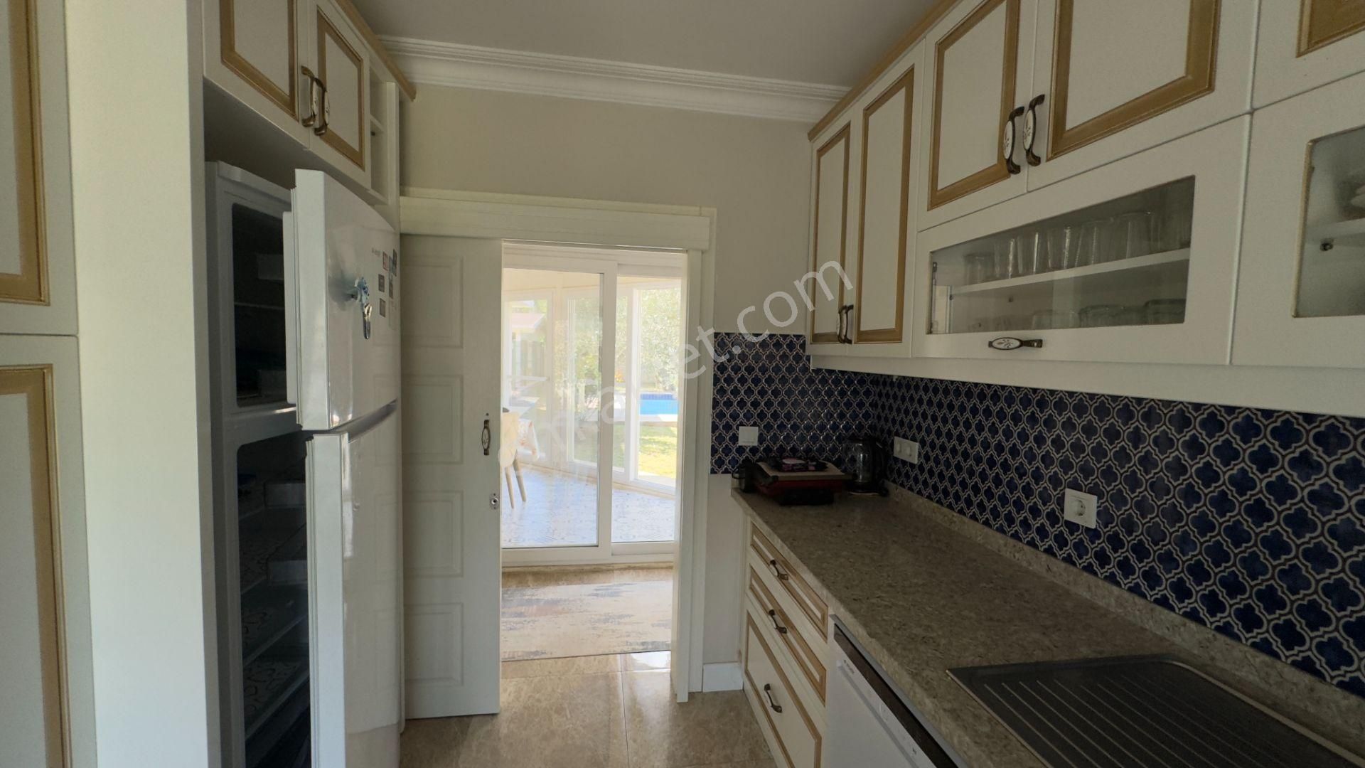 Güre'de Oksijeni Bol Zeytinlik Alan İçerisinde, Kazdağlarının Eteğinde Havuzlu Lüks Villa - Görsel 26