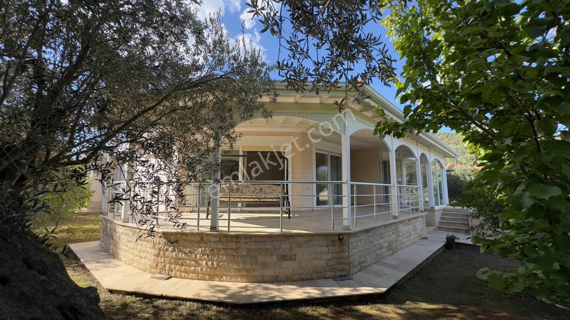 Güre'de Oksijeni Bol Zeytinlik Alan İçerisinde, Kazdağlarının Eteğinde Havuzlu Lüks Villa - Görsel 21