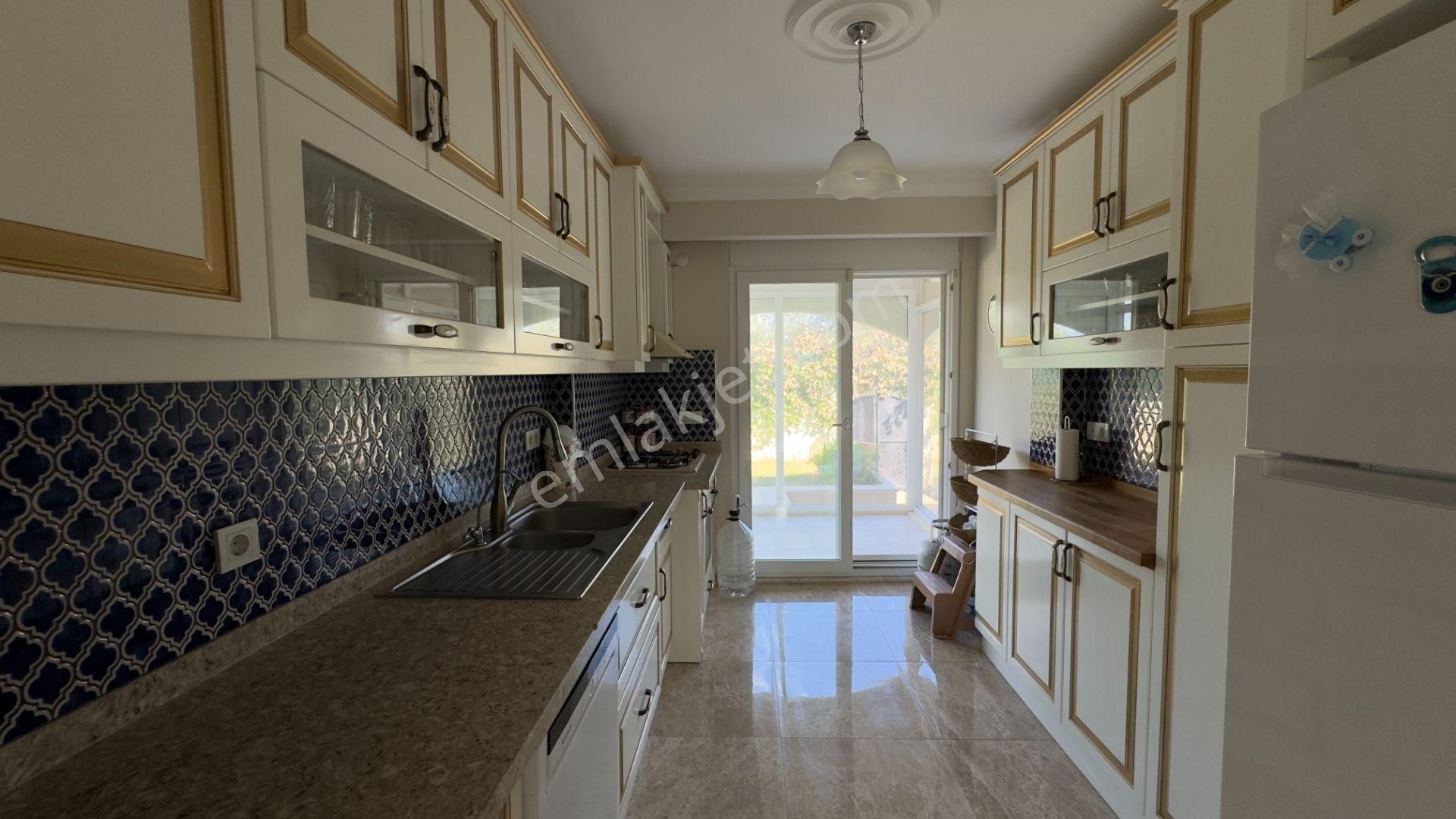 Güre'de Oksijeni Bol Zeytinlik Alan İçerisinde, Kazdağlarının Eteğinde Havuzlu Lüks Villa - Görsel 25