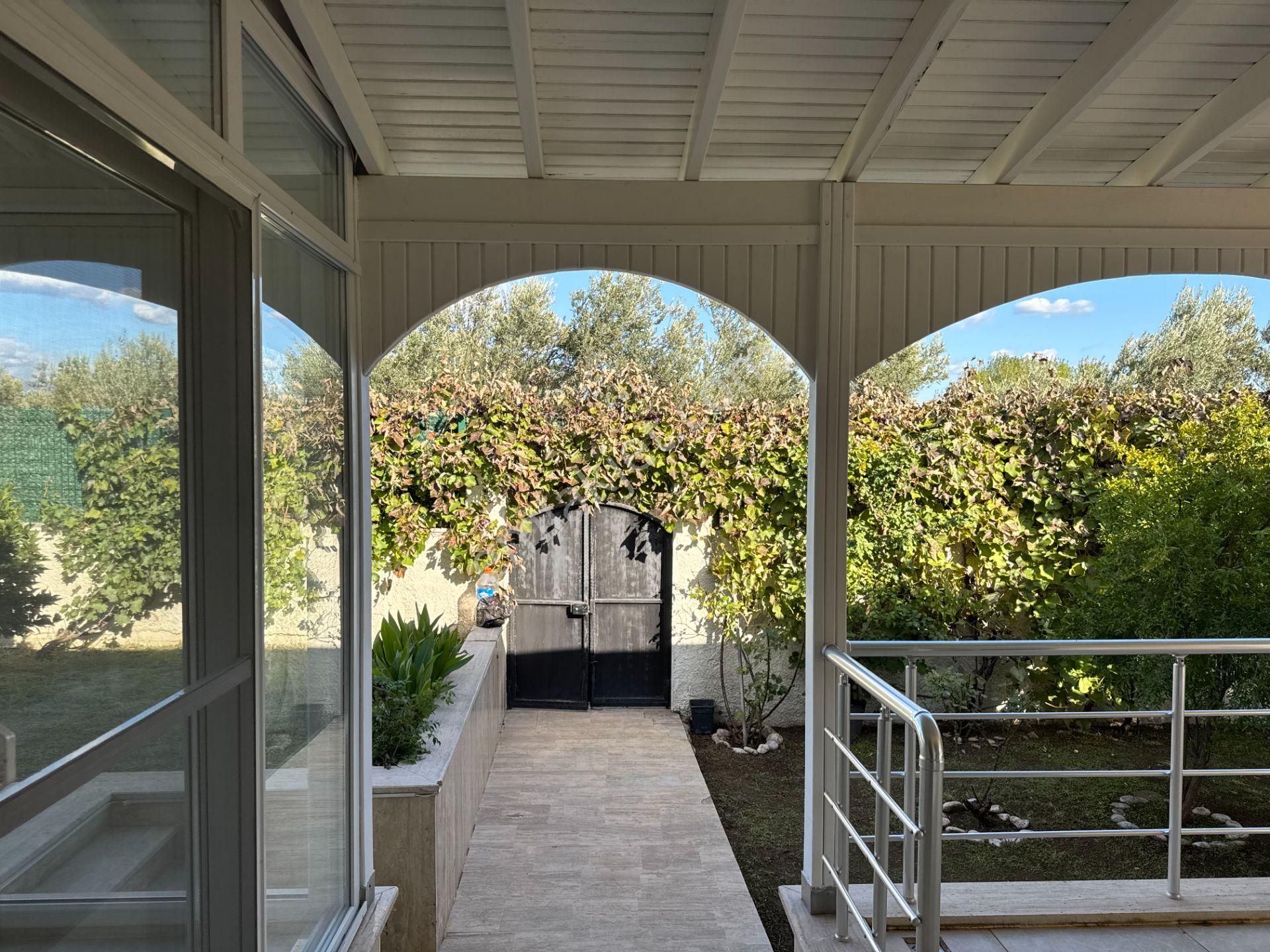 Güre'de Oksijeni Bol Zeytinlik Alan İçerisinde, Kazdağlarının Eteğinde Havuzlu Lüks Villa - Görsel 18