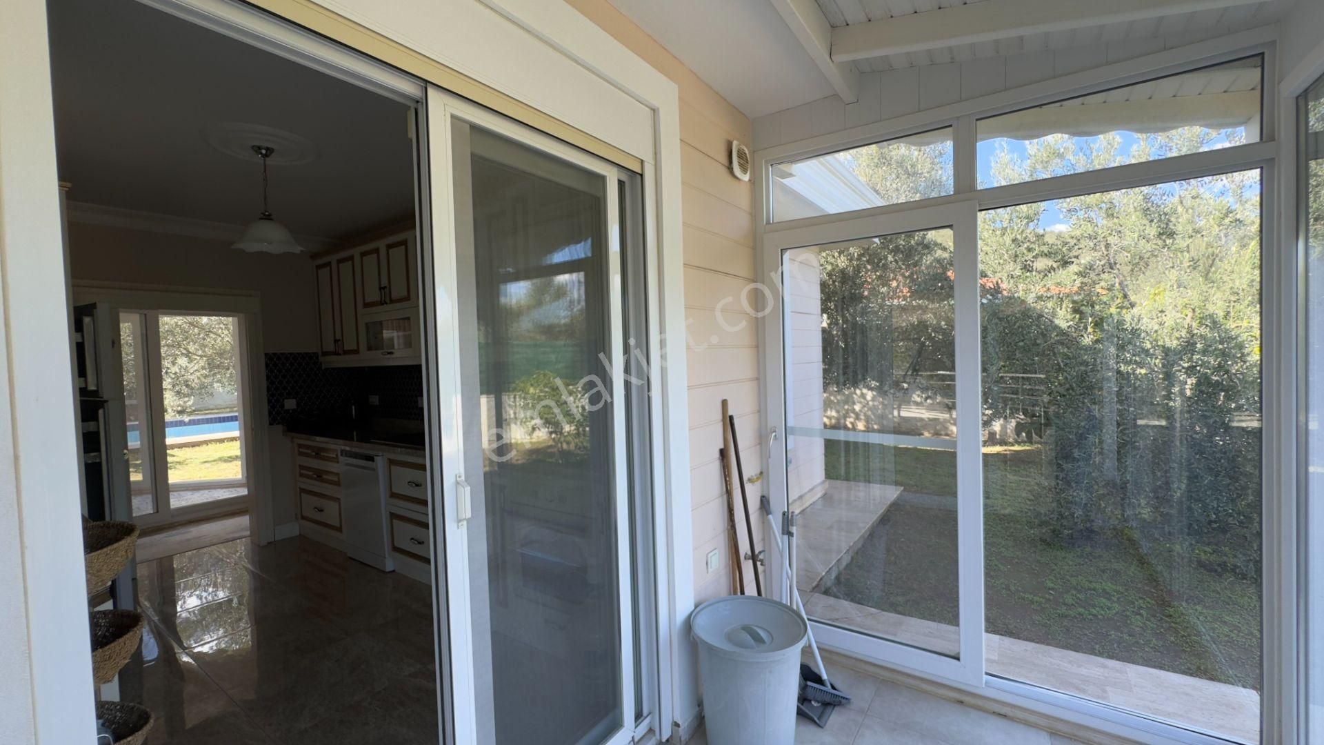 Güre'de Oksijeni Bol Zeytinlik Alan İçerisinde, Kazdağlarının Eteğinde Havuzlu Lüks Villa - Görsel 28