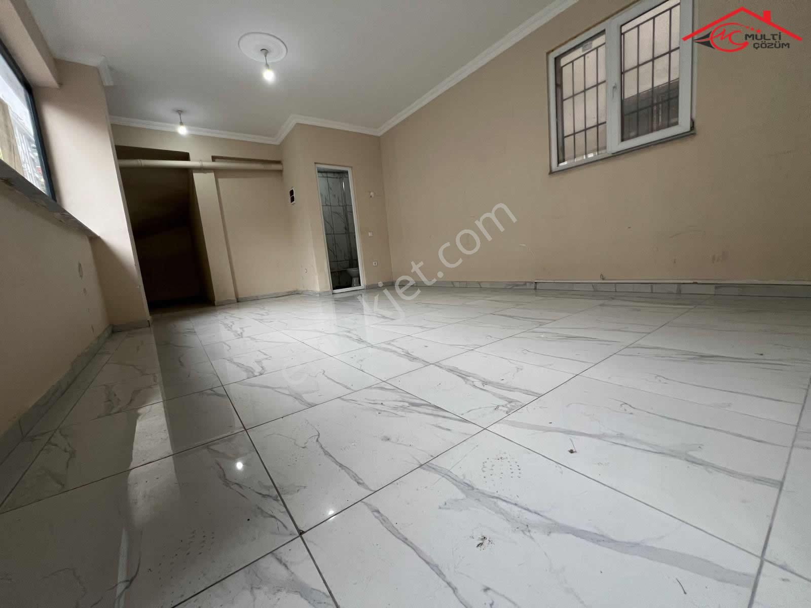 Bağcılar Mahmutbey Mahallesinde Kiralık Boş Dükkan İşyeri Depo - Görsel 4