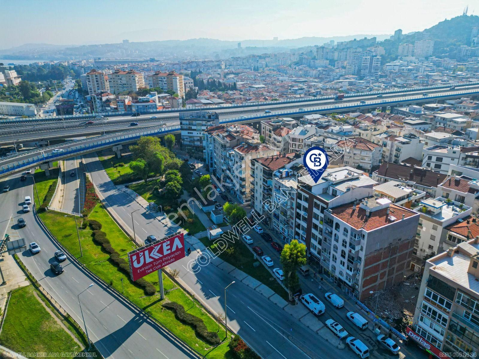 İzmir Mithatpaşa Caddesi'nde Prestijli Lokasyonda Satılık Dükkan - Görsel 13