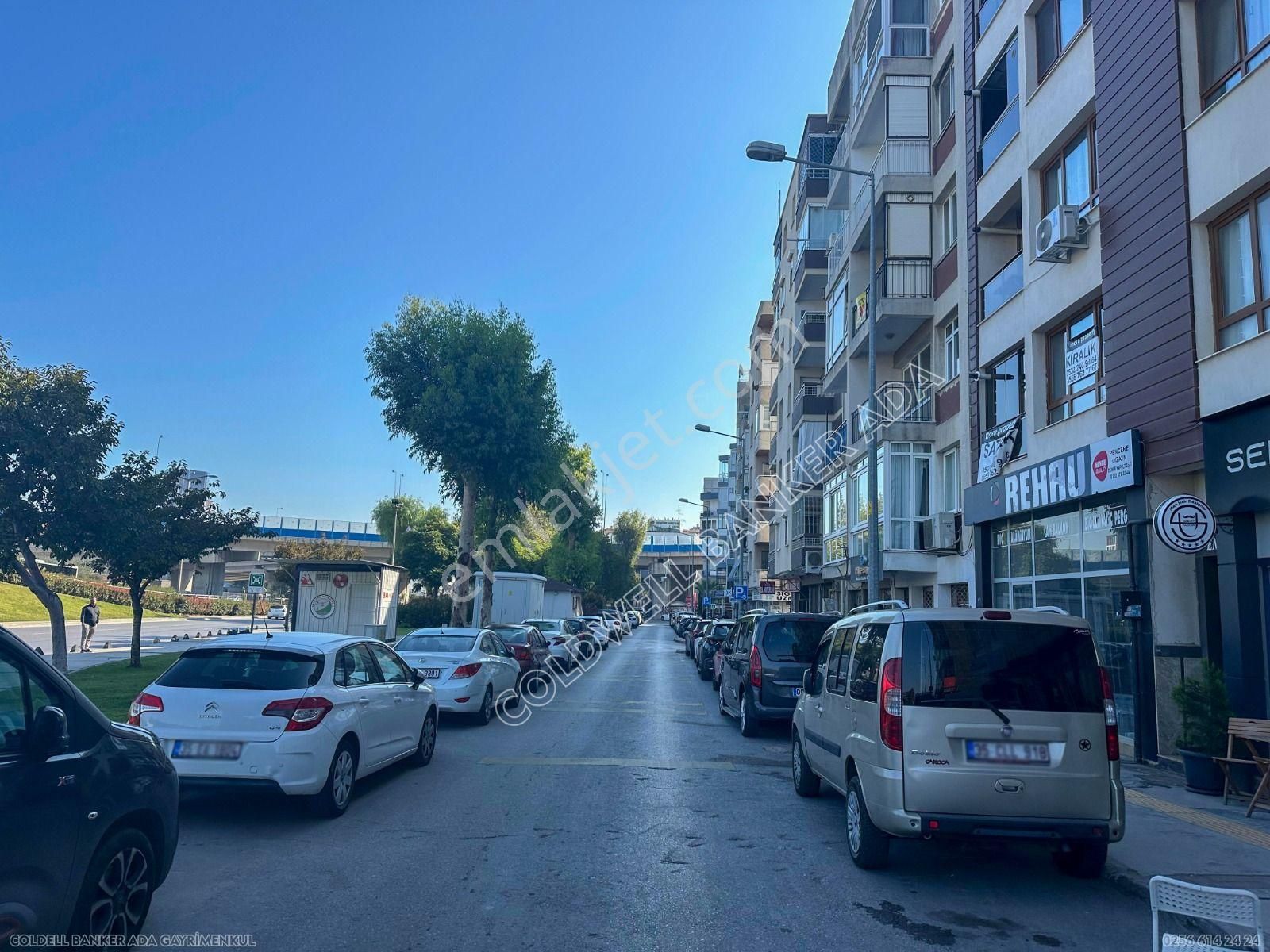 İzmir Mithatpaşa Caddesi'nde Prestijli Lokasyonda Satılık Dükkan - Görsel 10