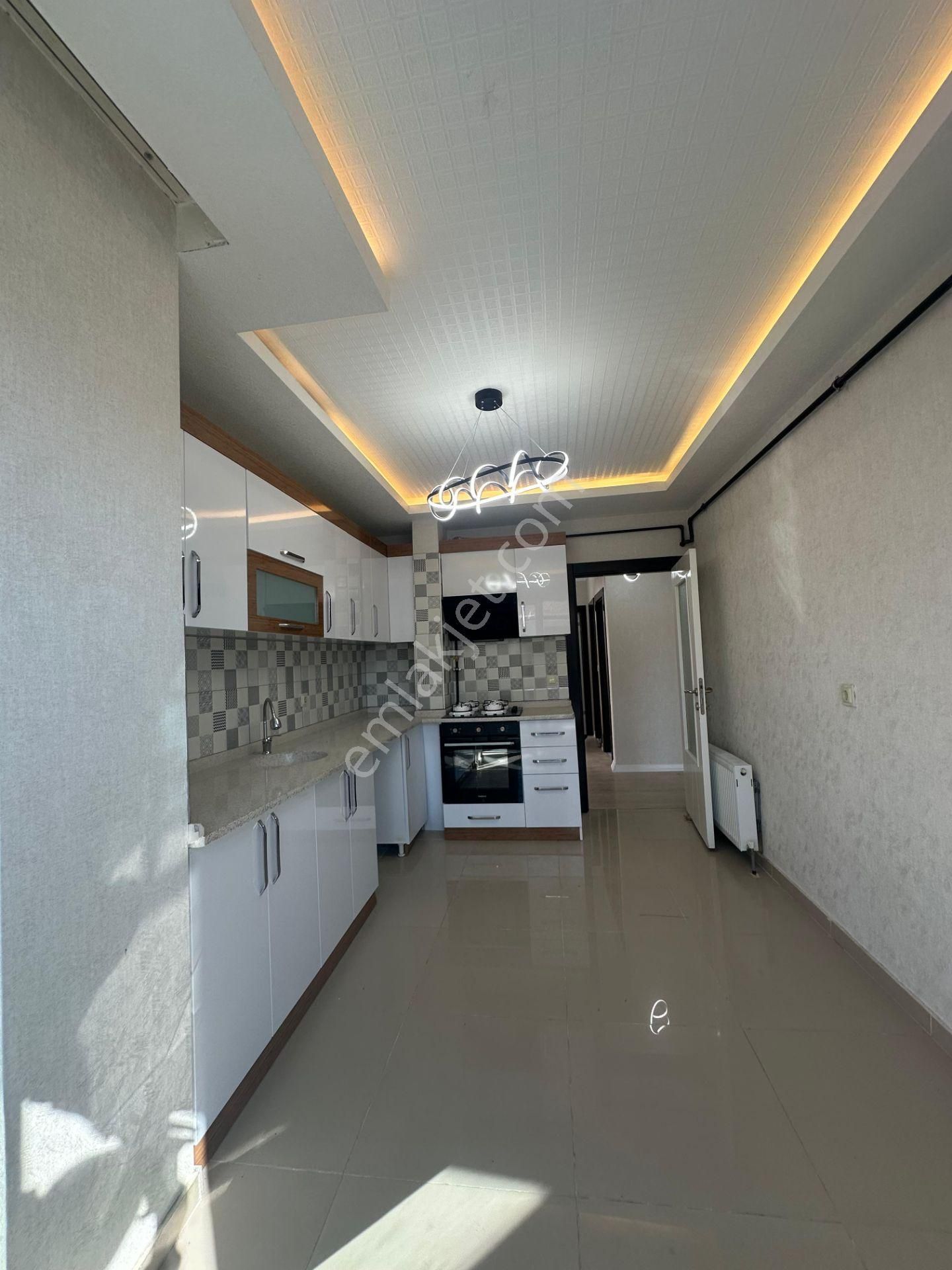 Keçiörende 3+1full Yapılı İskanlı Yapılı Öncepheli Satılık Daire - Görsel 4