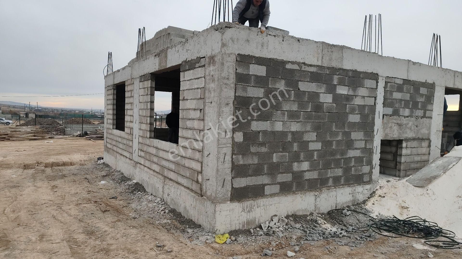 Akziyaret Te 590 Metre Arsa Ve Kabası Bitmiş Ev - Görsel 6