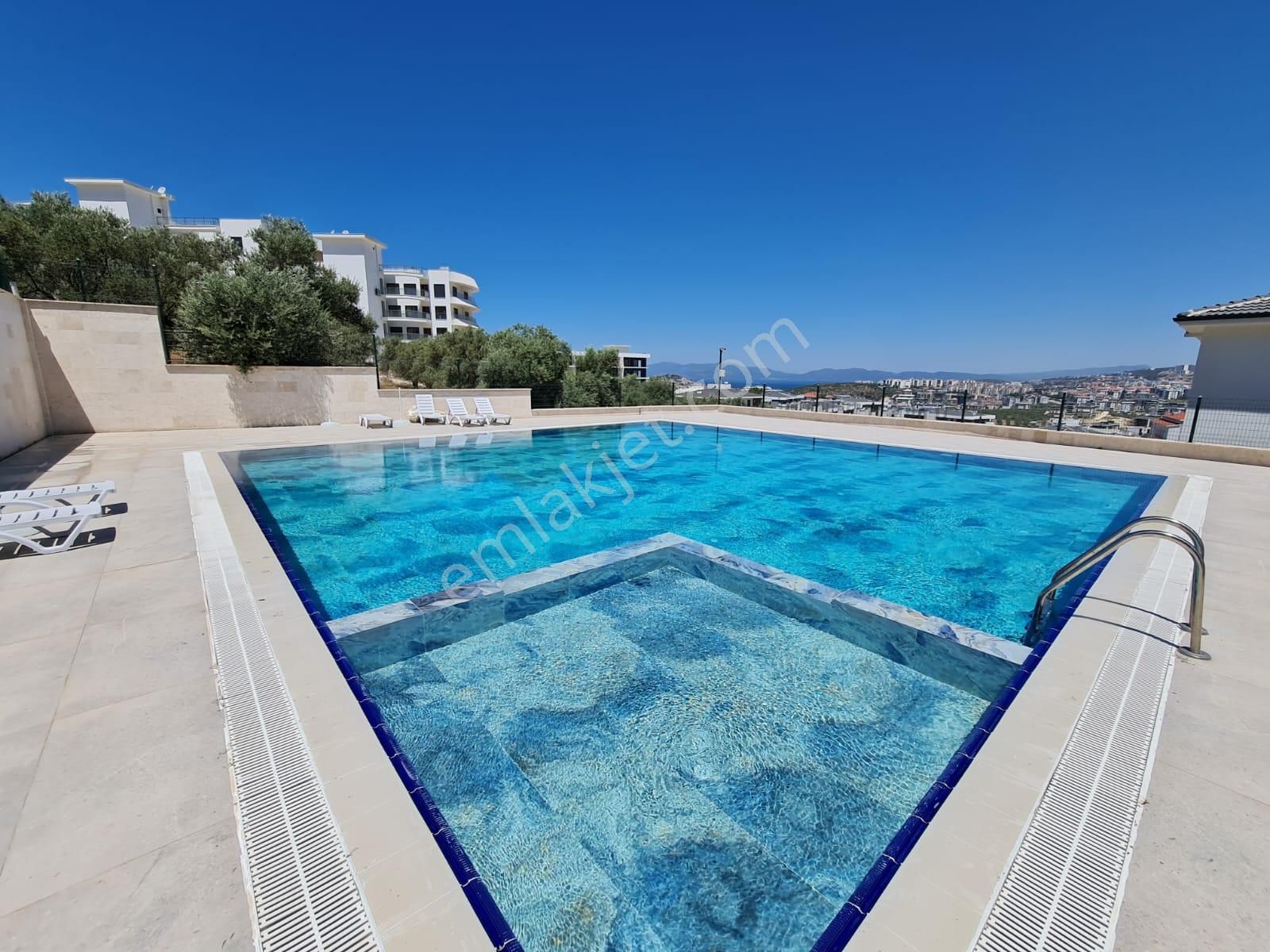 Bahçeli Bahçe Katı 2+1 Tertemiz Havası Ve Havuzu İle Yaşam Fırsatı - Görsel 21