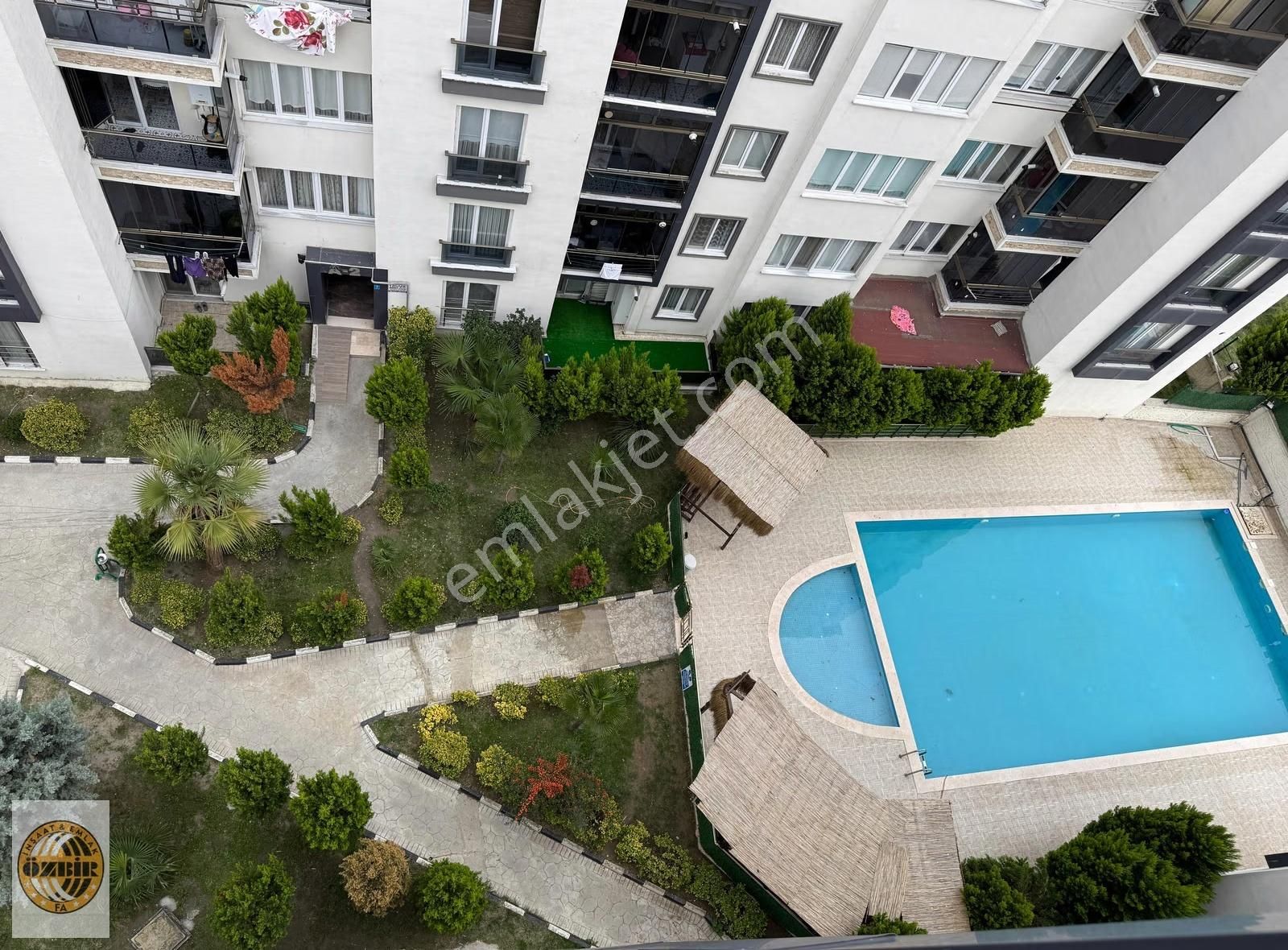 Fa Özbir'den Merkezi Lokasyon Site İçi Havuzlu Satılık 3+1 Daire