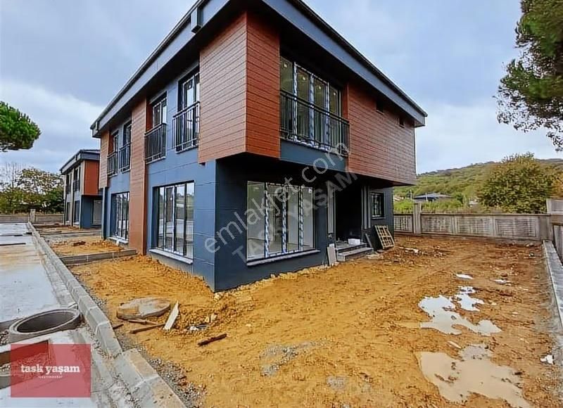 İstanbul Şilede Orman Manzaralı Müstakil Bahçeli 7 Satılık Villa - Görsel 18