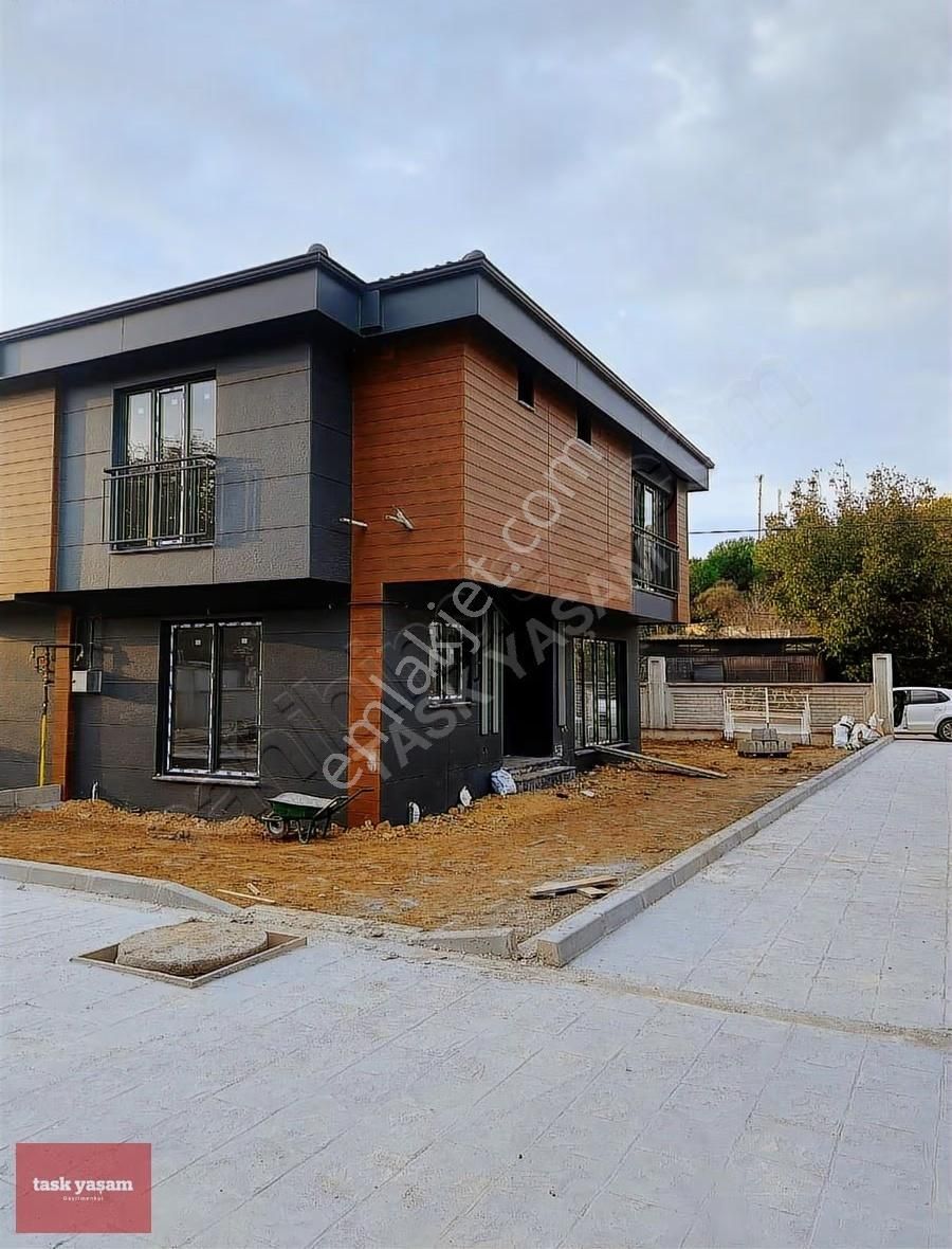 İstanbul Şilede Orman Manzaralı Müstakil Bahçeli 7 Satılık Villa - Görsel 7