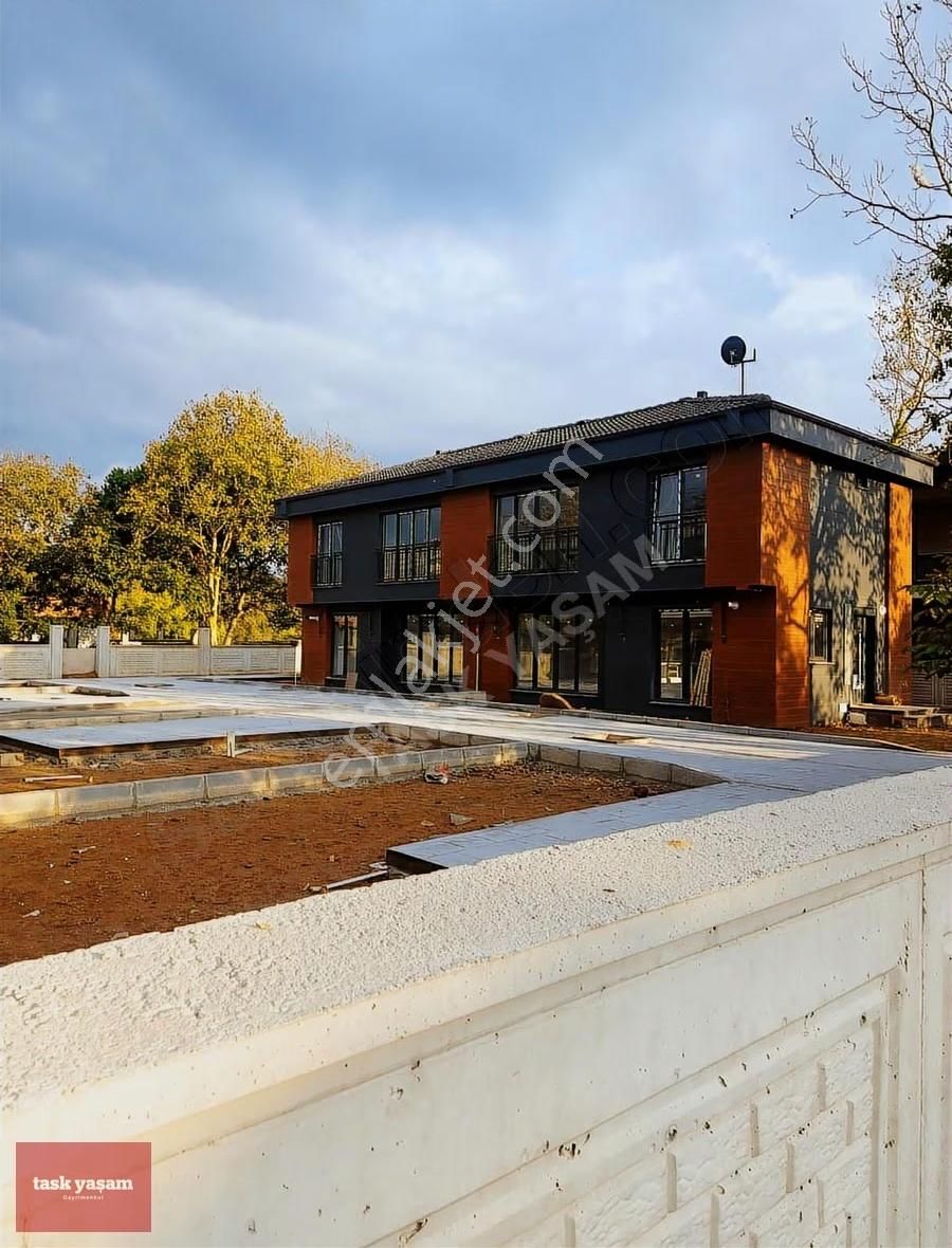 İstanbul Şilede Orman Manzaralı Müstakil Bahçeli 7 Satılık Villa - Görsel 15