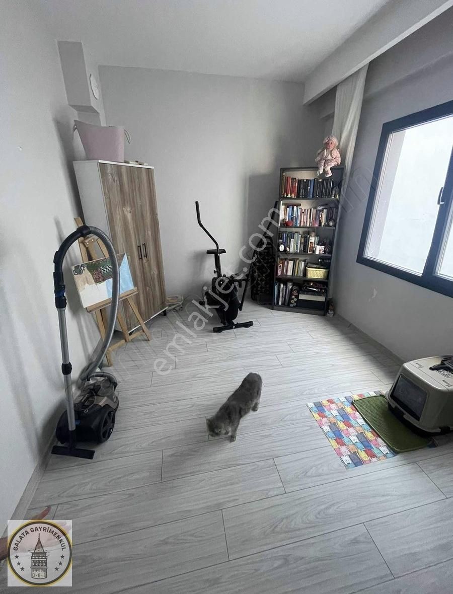 Cumhuriyet Mahallesinde 3+1 Kapalı Mutfak Yeni Daire