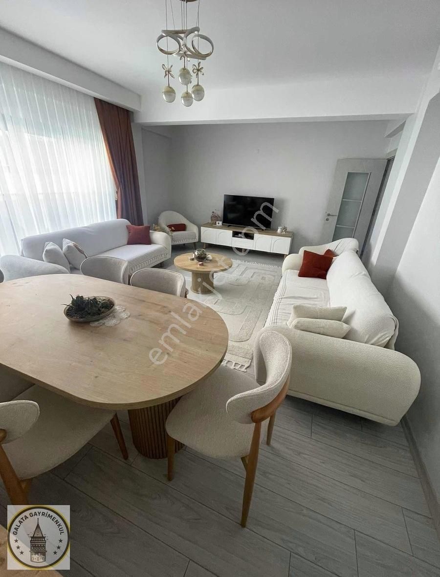 Cumhuriyet Mahallesinde 3+1 Kapalı Mutfak Yeni Daire - Görsel 8