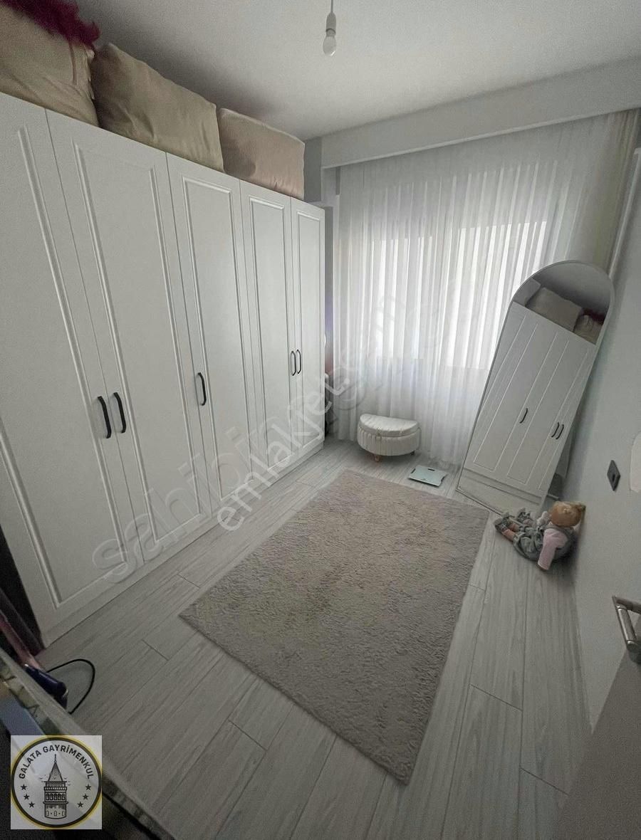 Cumhuriyet Mahallesinde 3+1 Kapalı Mutfak Yeni Daire - Görsel 14
