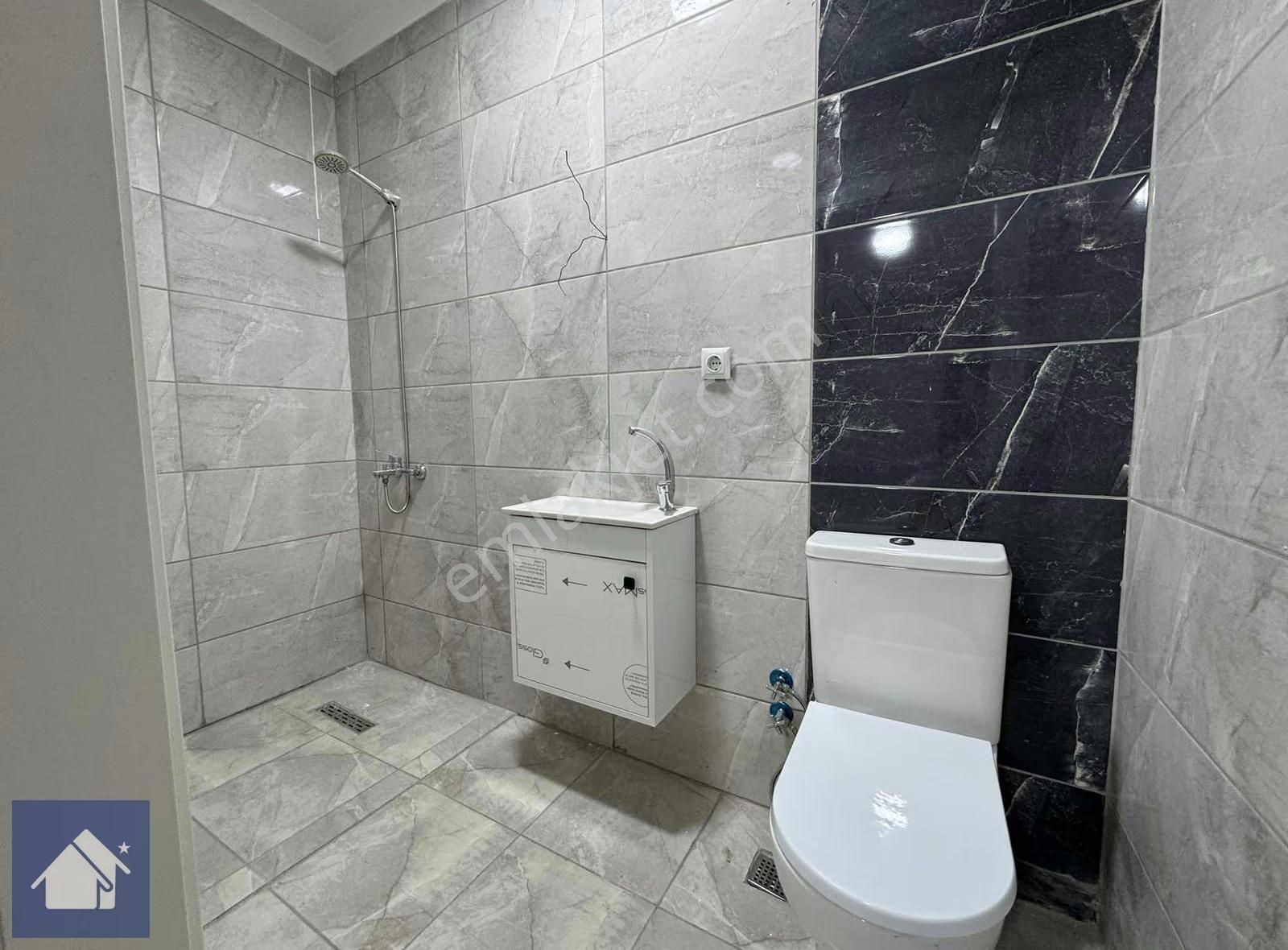 *yiğit Emlak Armutlu'dan*manzaralı*sıfır*ebeveynli*teraslı*2+1 - Görsel 19