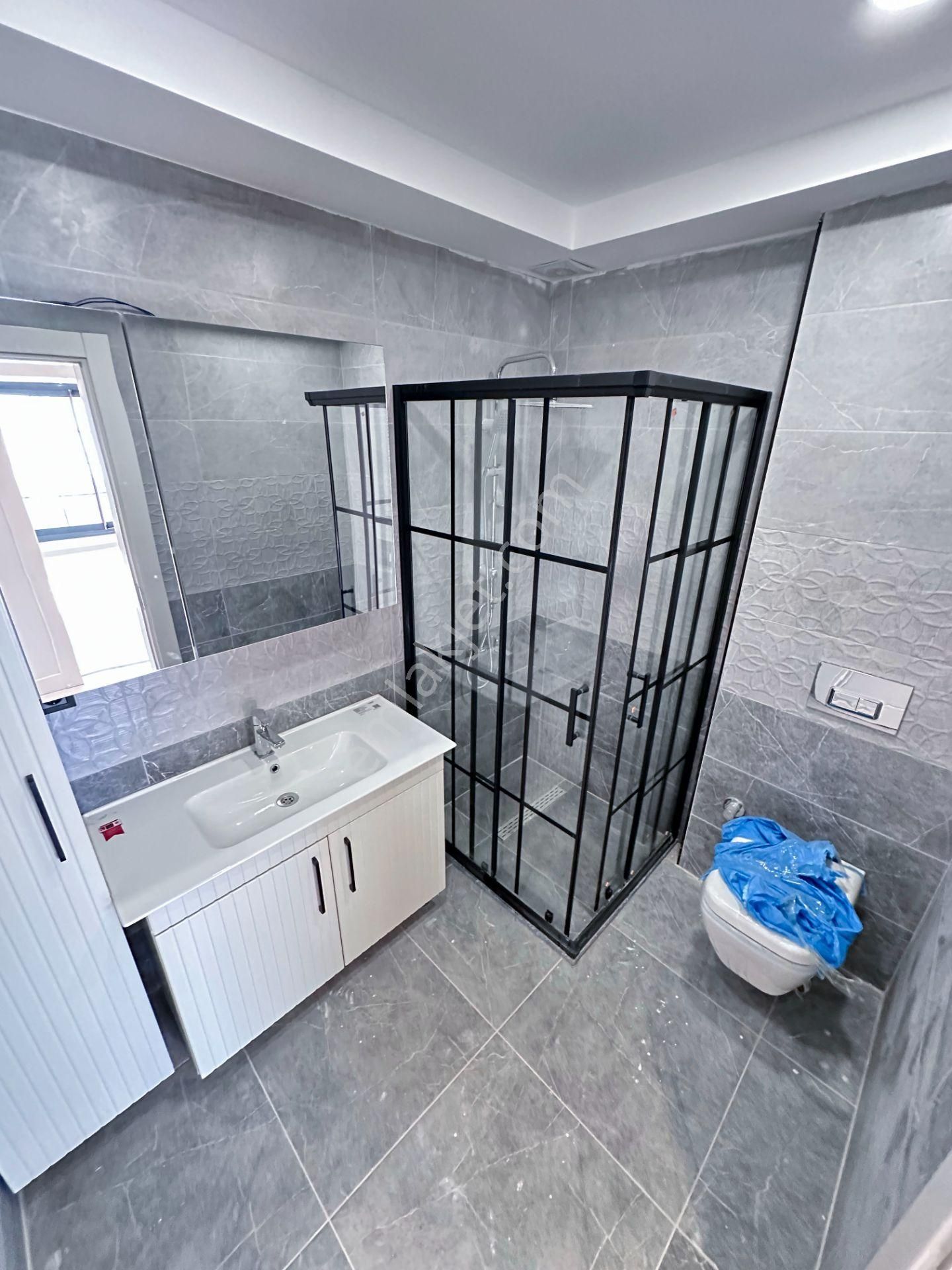 Mert Uçar'dan Satılık Menderes'te Sıfır 4+1 Köşe Konumlu Villa - Görsel 18