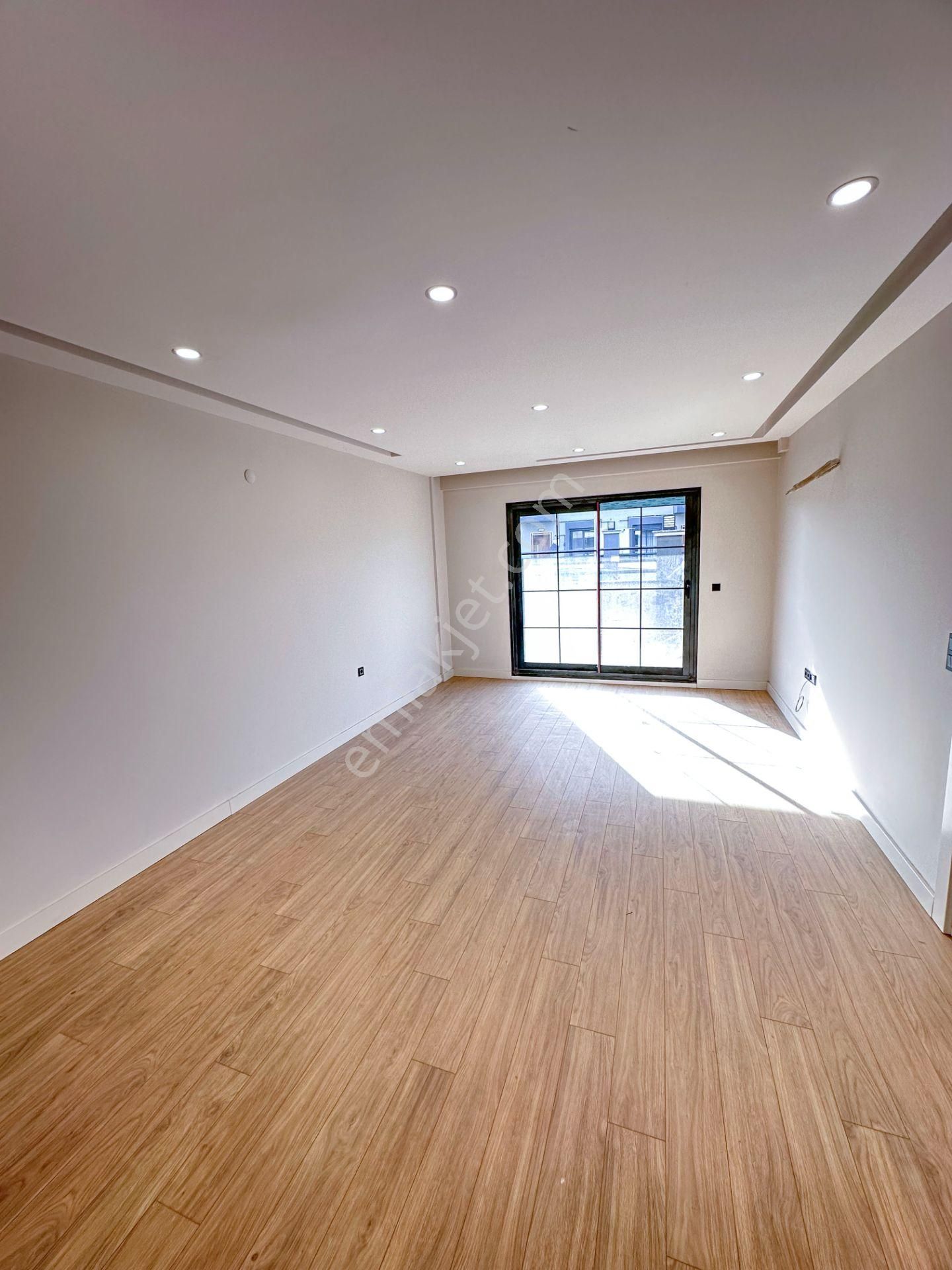 Mert Uçar'dan Satılık Menderes'te Sıfır 4+1 Köşe Konumlu Villa - Görsel 9