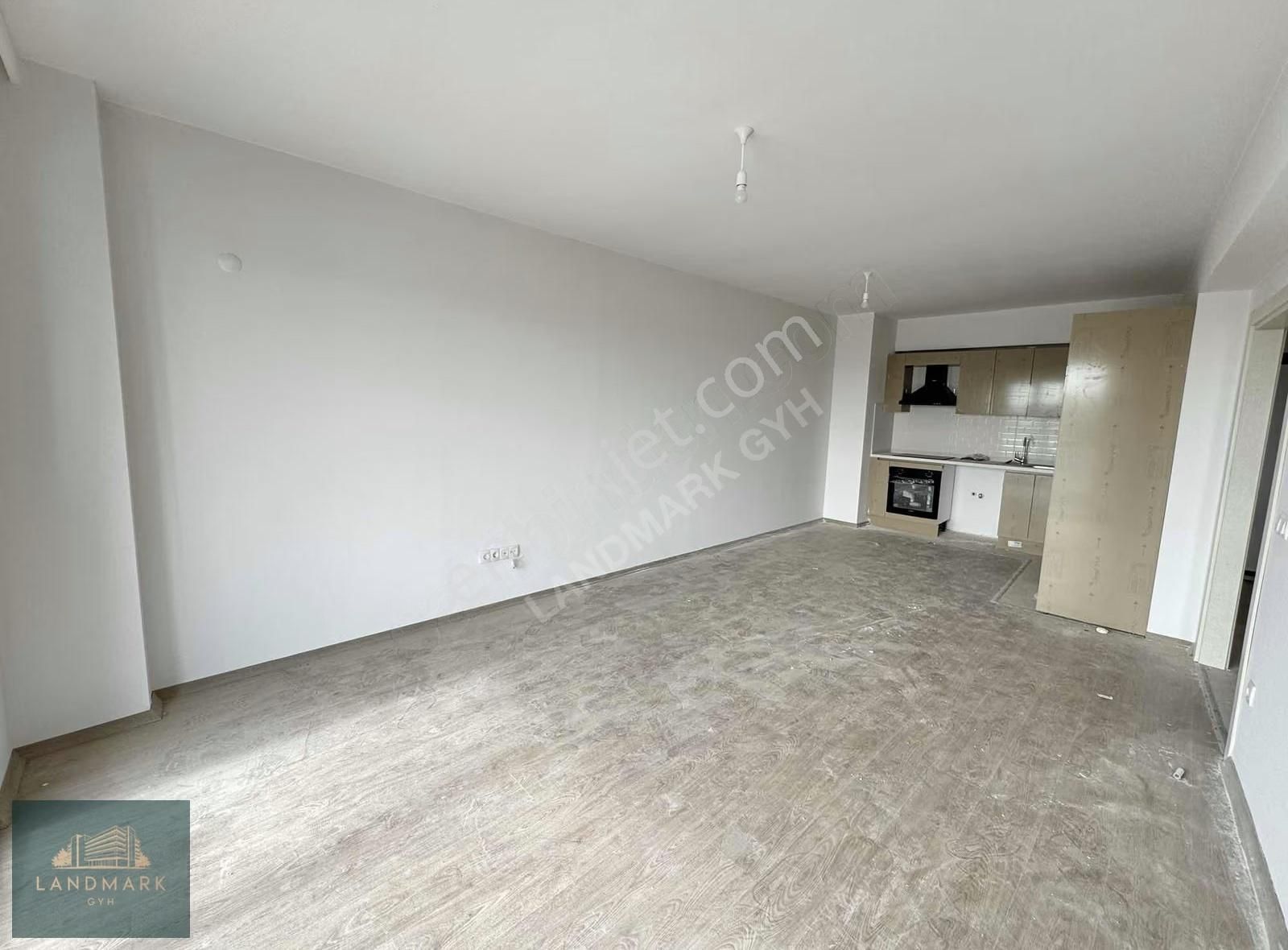 Yetkili Ofis Landmark'tan Şehriyazda Satılık Önü Açık 2+1 Daire - Görsel 4