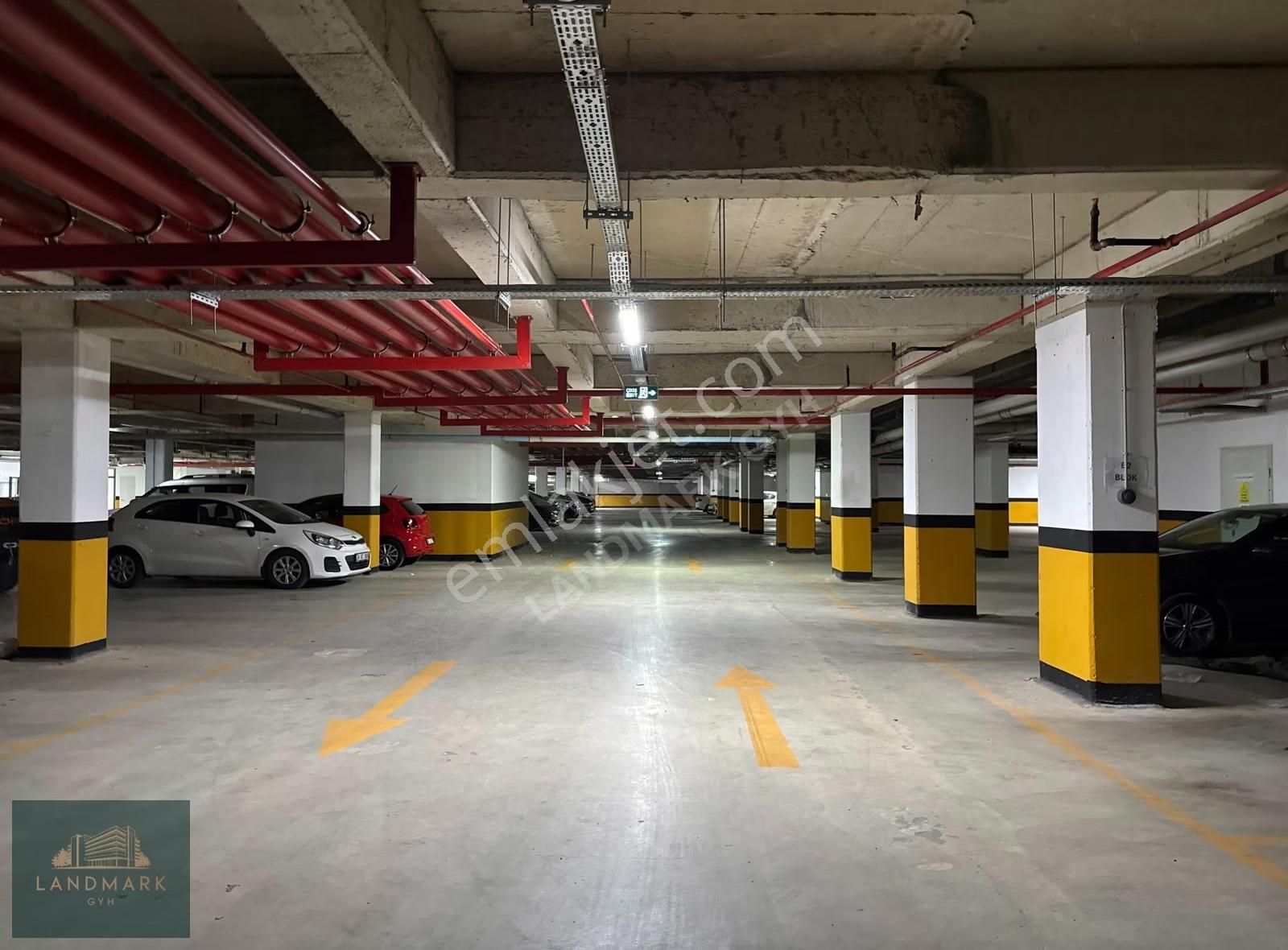 Site Yetkili Ofisi Landmark'tan Kiralık Ebeveyn Banyolu 2+1 - Görsel 32