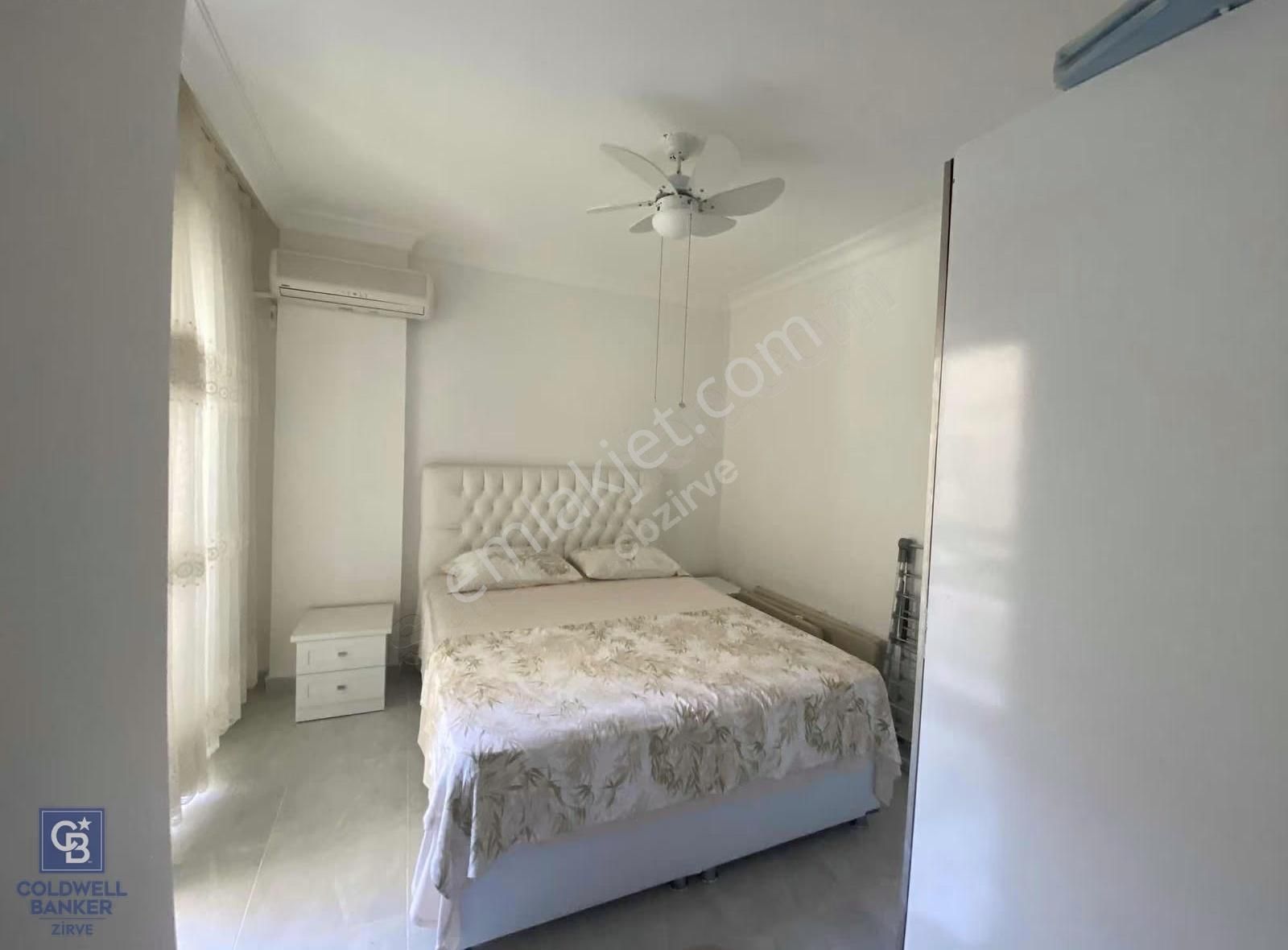 Akbükün Kalbinde,üç Manzarayı Bir Arada Sunan 2+1 Satılık Daire - Görsel 22