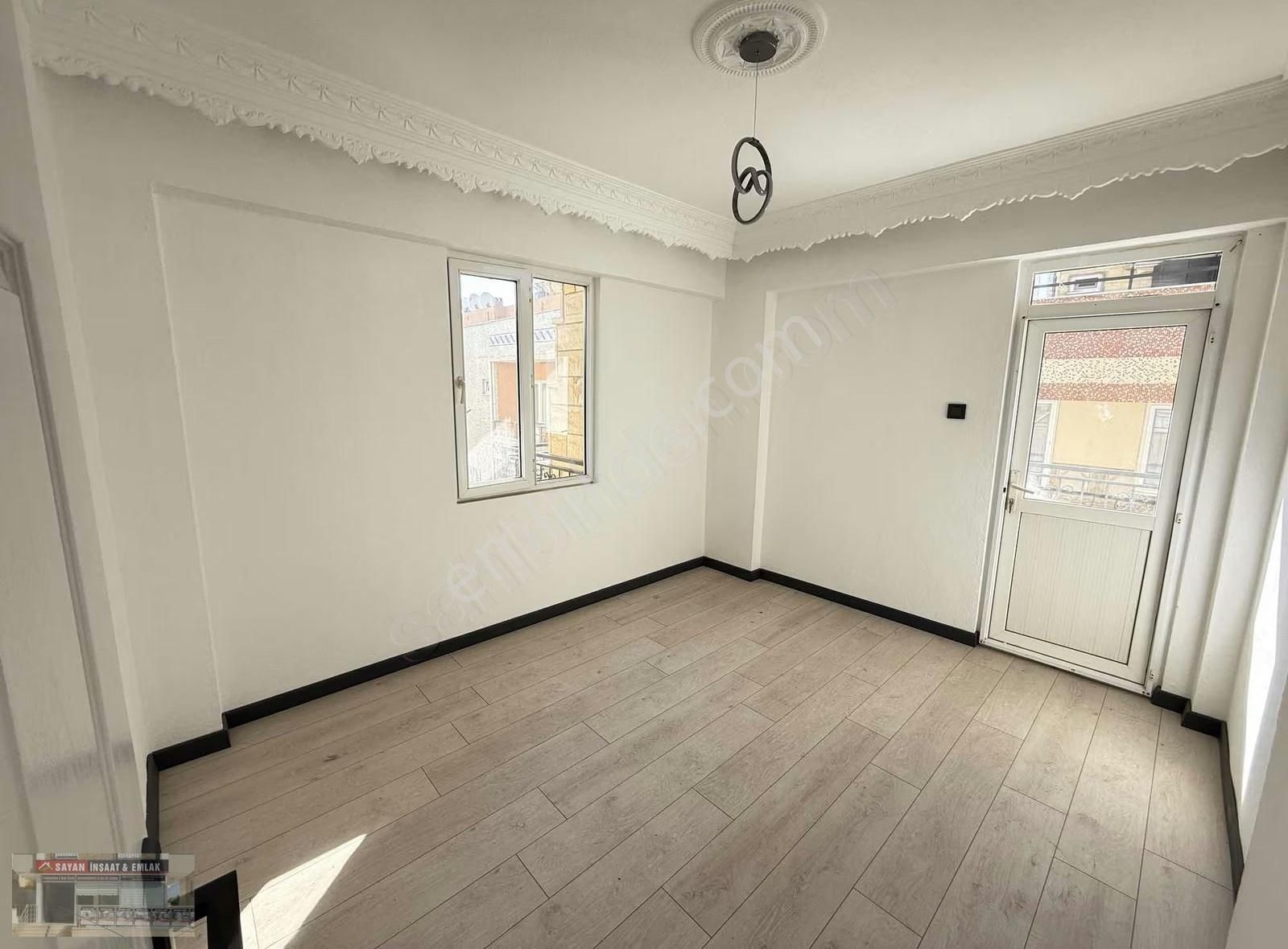 Çamlık' Ta Satılık Masrafsız 2+1 Açık Mutfak Cuma Pazarı İçinde - Görsel 5